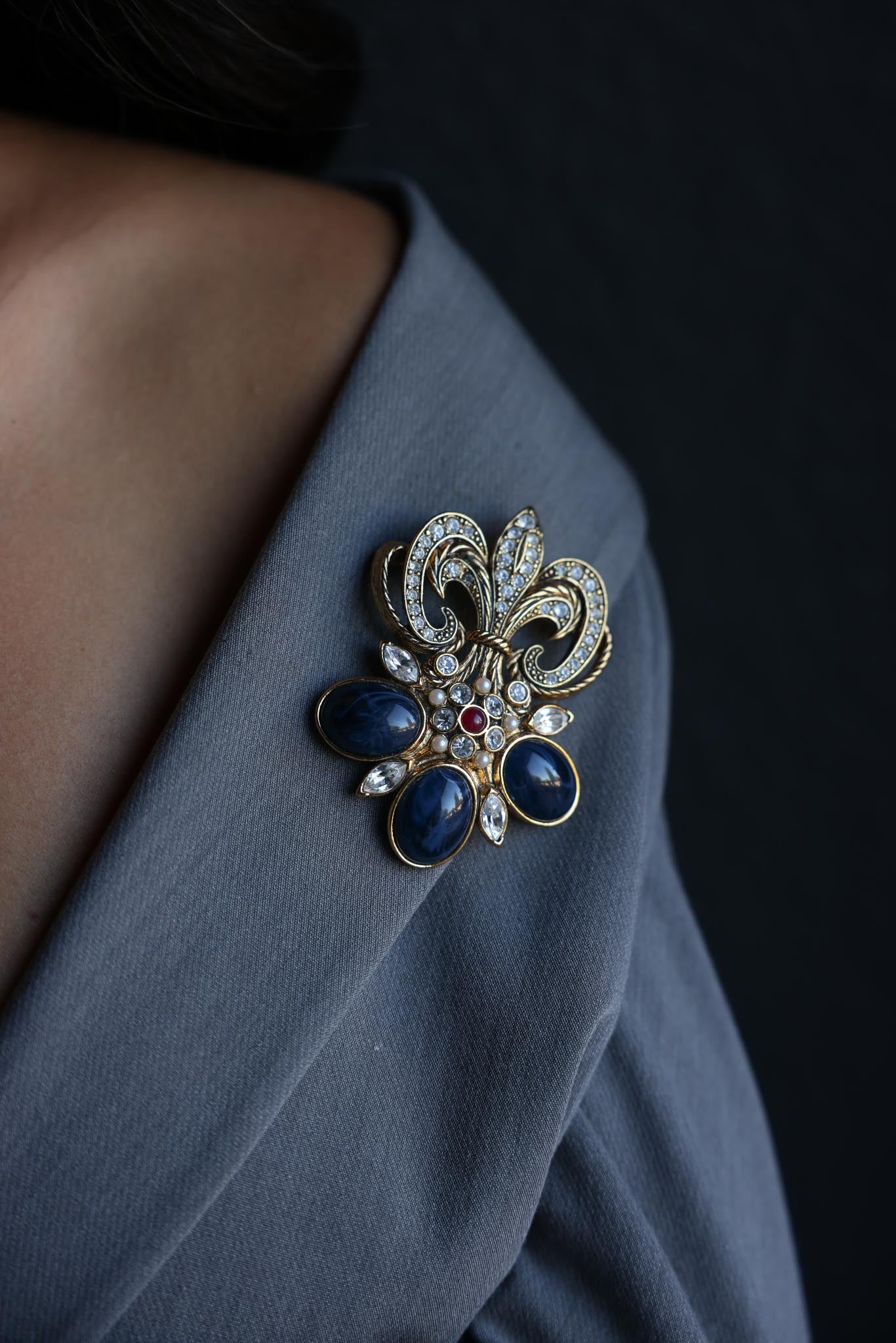 Barrera for Avon Earrings and Brooch Set – Gold Tone with Navy Blue Accents