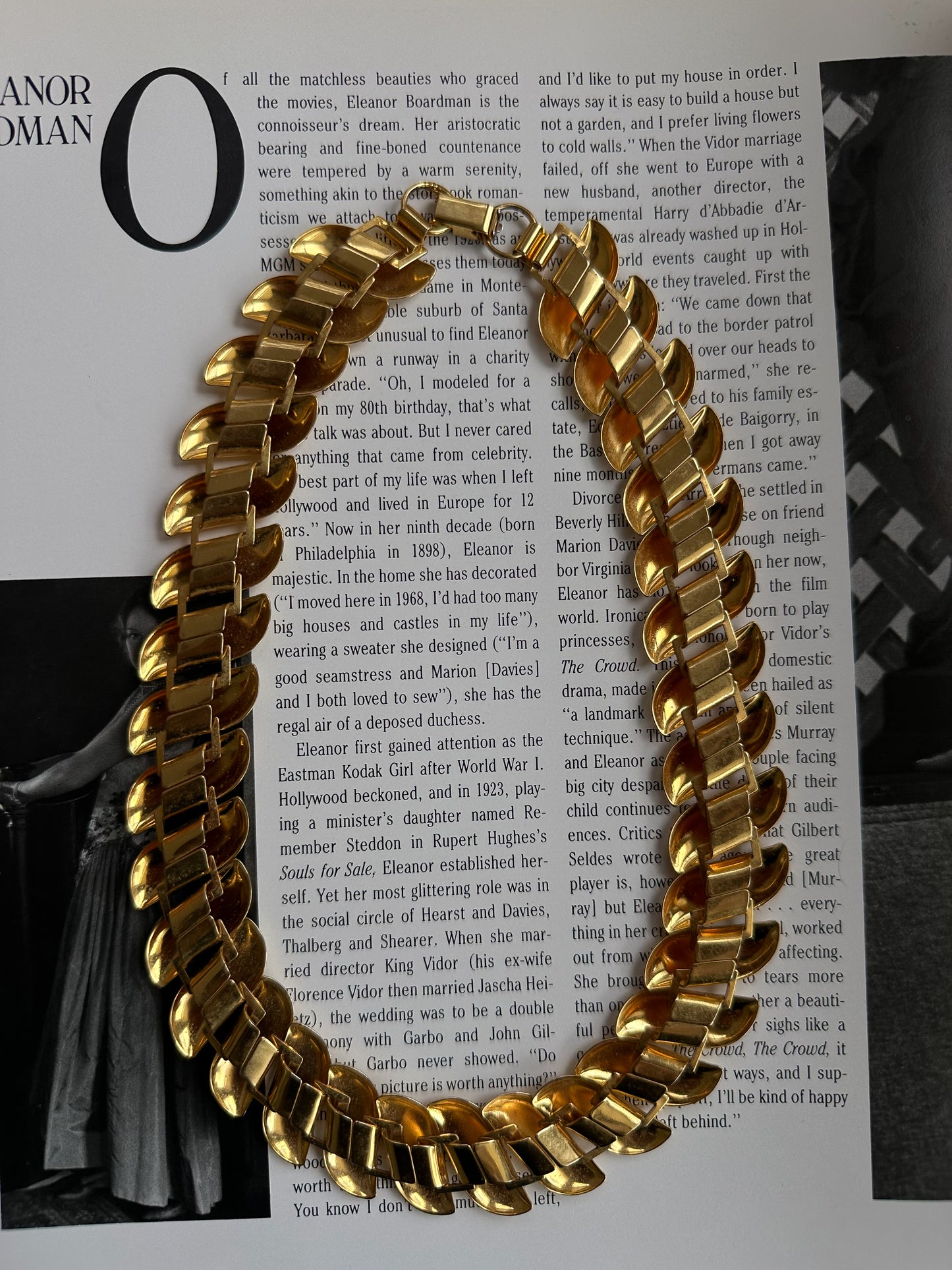 Golden Twist Collar Necklace|Vintage Baazaar