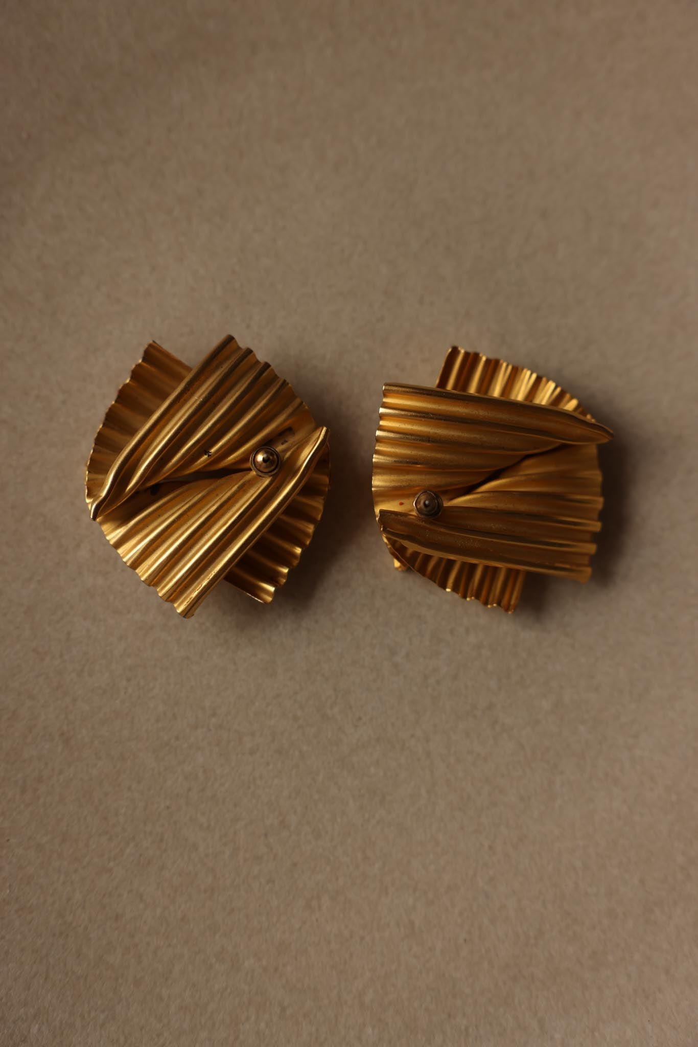 Matte Gold Pleated Pierced Earrings|Vintage Baazaar