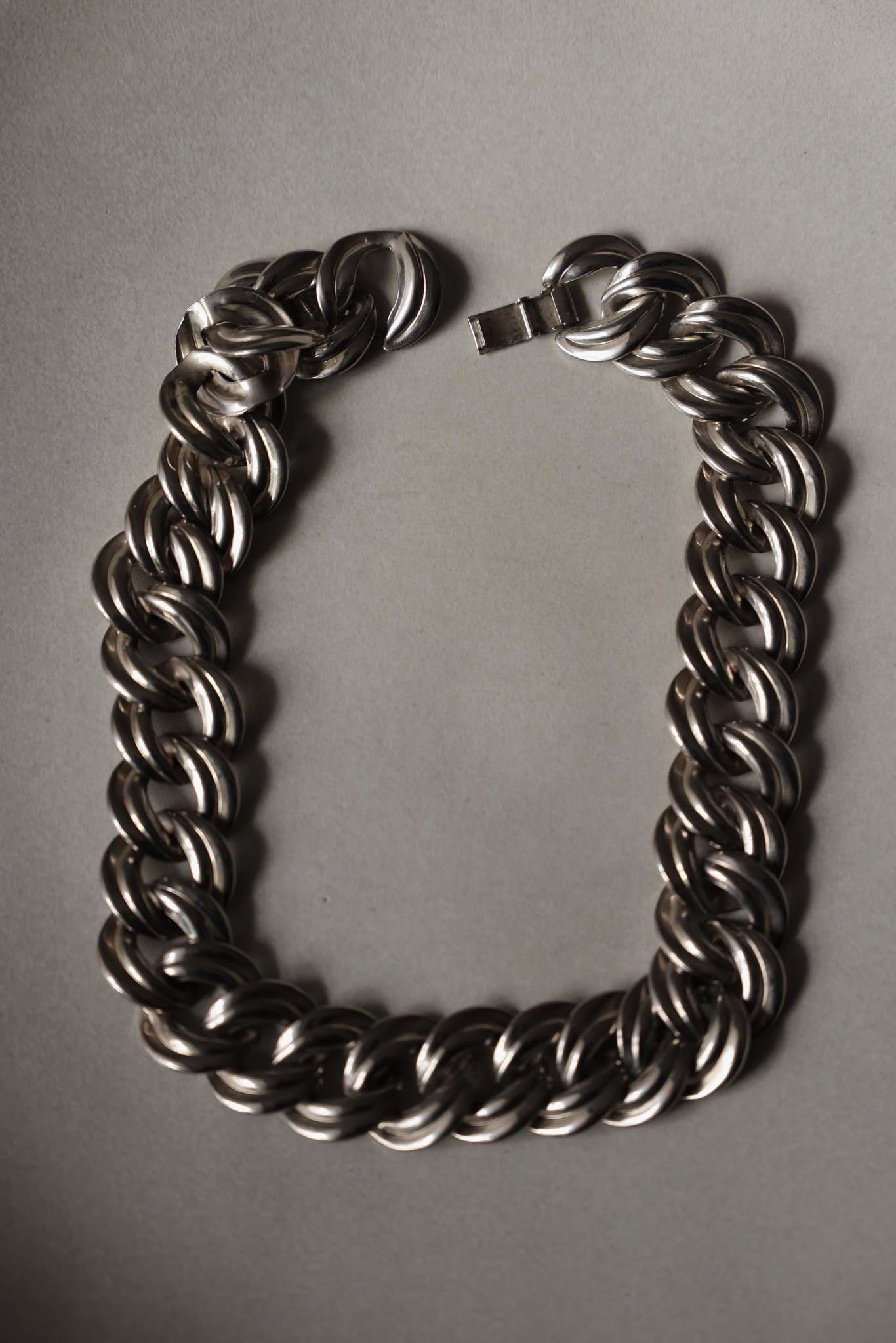 Bold Silver-Tone Curb Chain Necklace|Vintage Baazaar