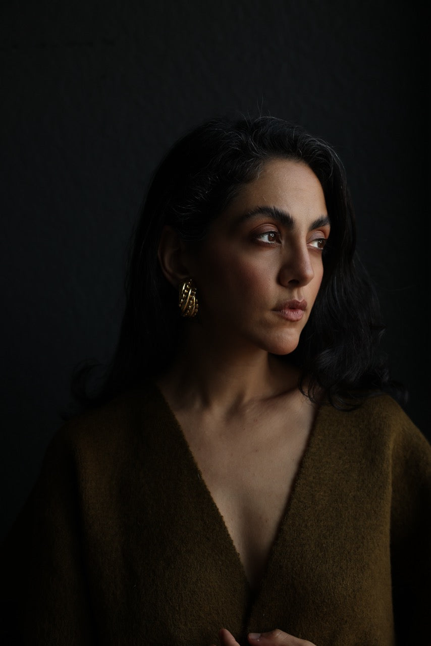 Gold Tone Ribbed Clip-On Hoop Earrings|Vintage Baazaar 