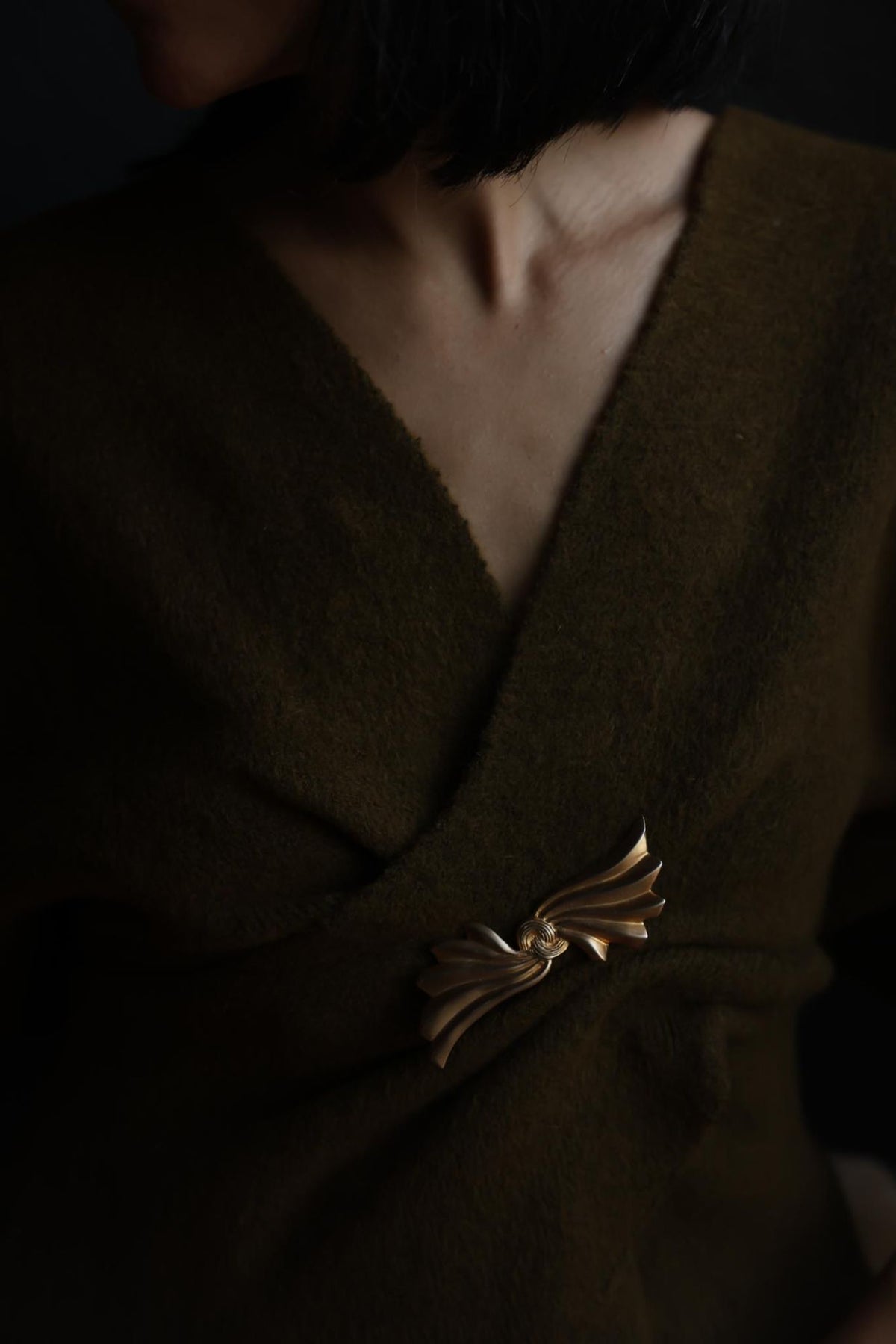 Matte Gold Tone Sculptural Fan Swirl Brooch