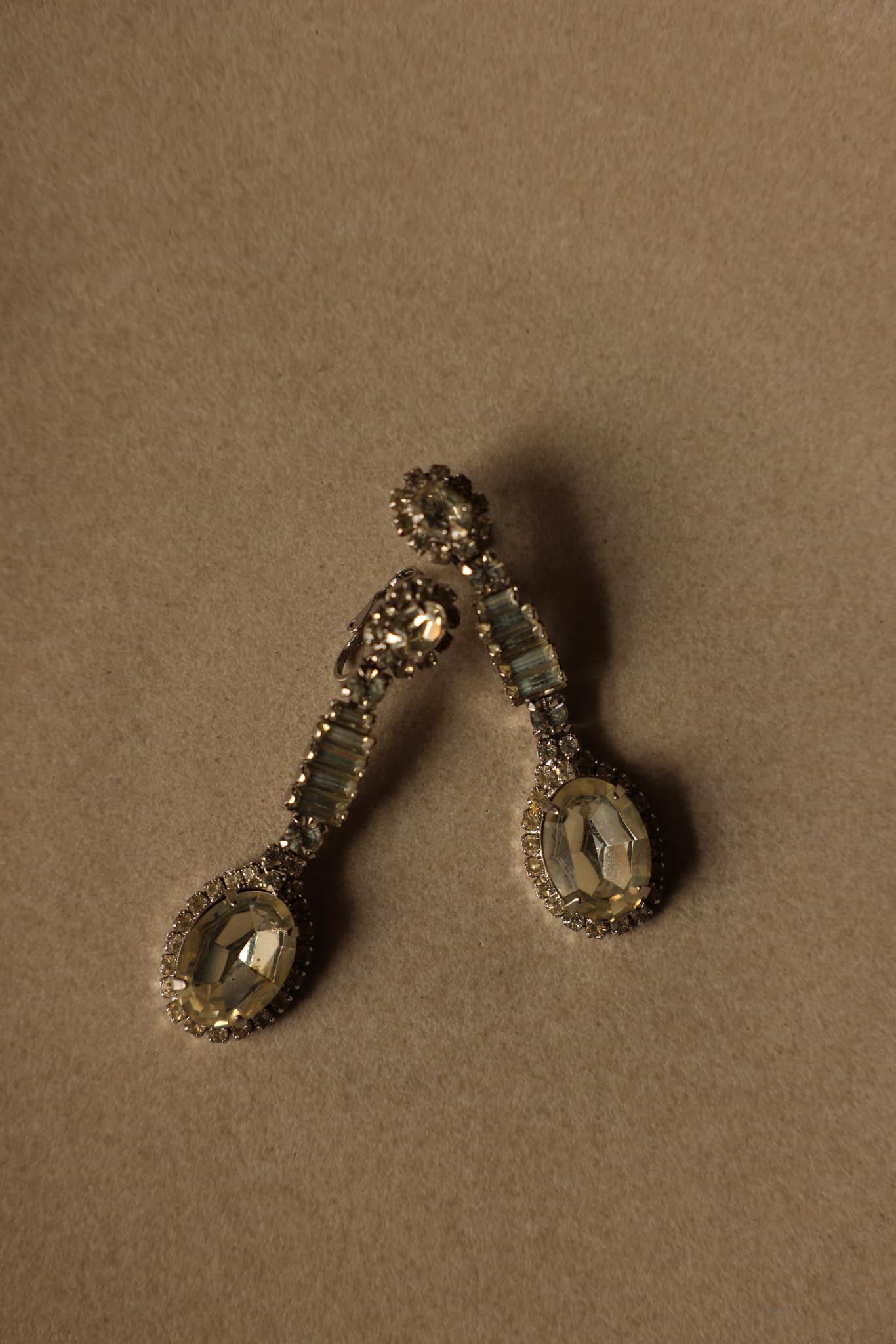 Kramer Crystal Drop Earrings|Vintage Baazaar 