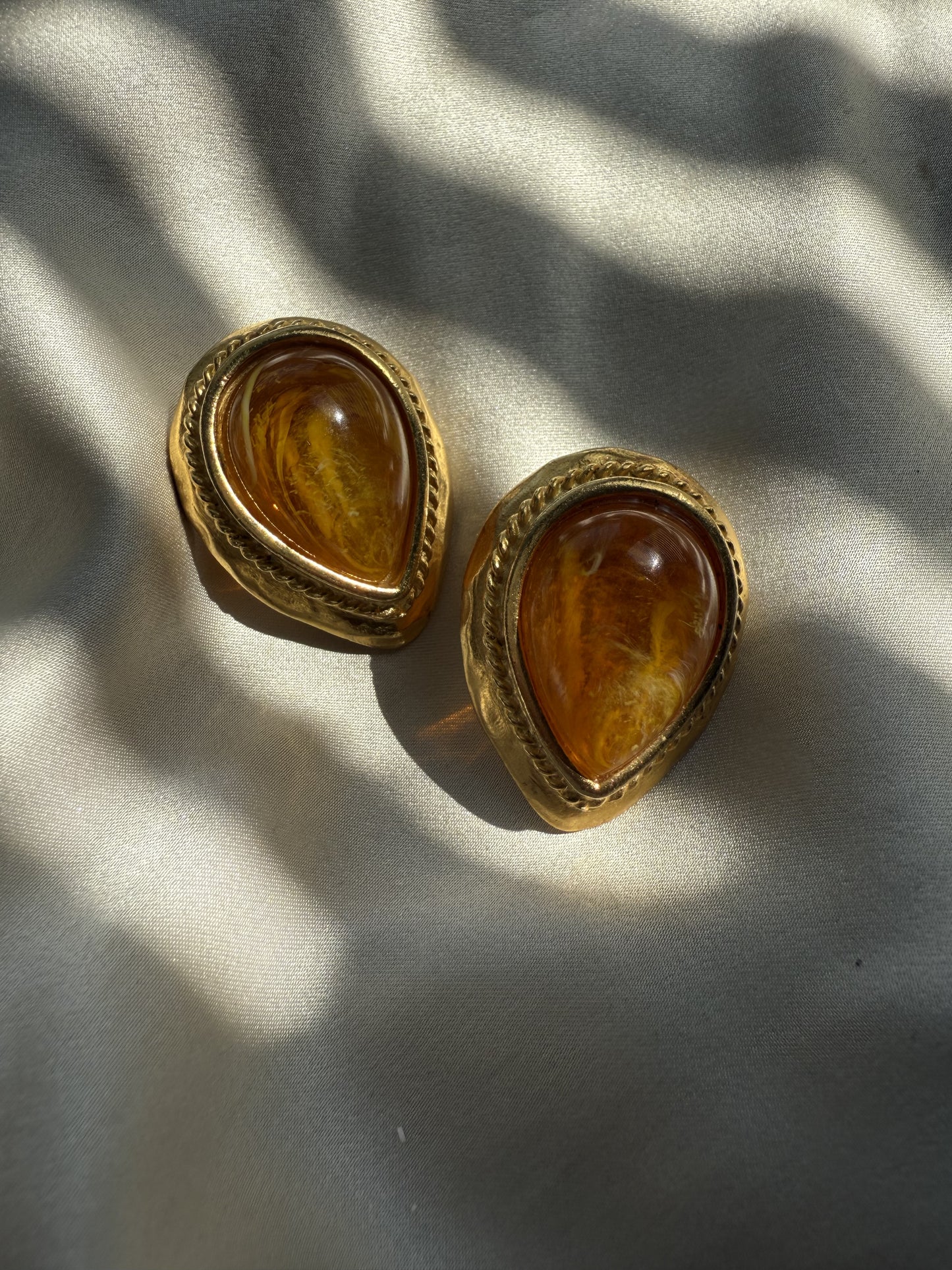 Matte Gold Amber Teardrop Earrings|Vintage Baazaar 