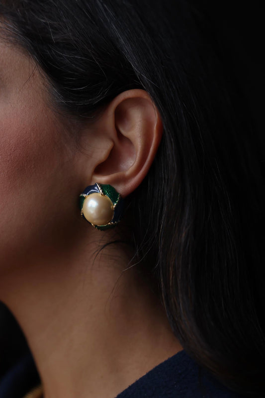 Emerald Waves Pearl Earrings|Vintage Baazaar 