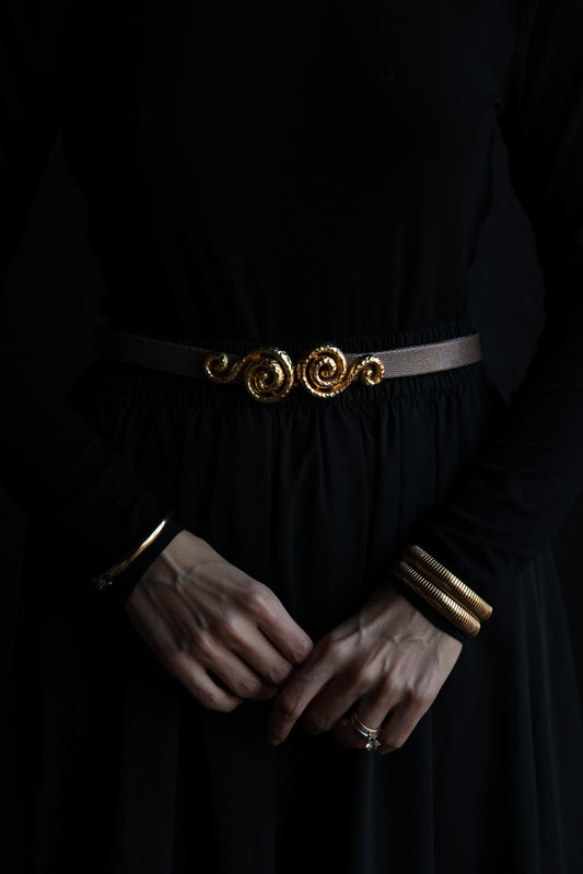 Hammered Gold Spiral Buckle Belt|Vintage Baazaar 