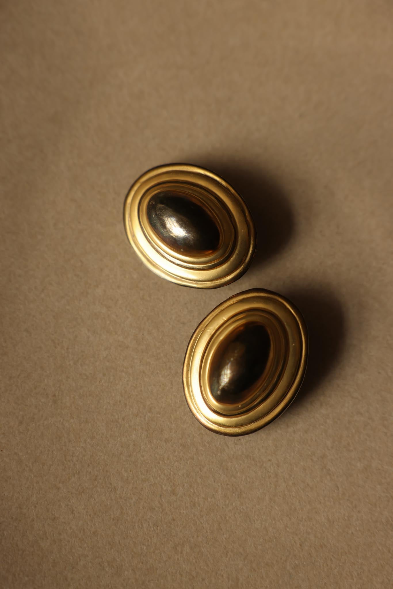 Brushed Gold Oval Clip-On Earrings|Vintage Baazaar 