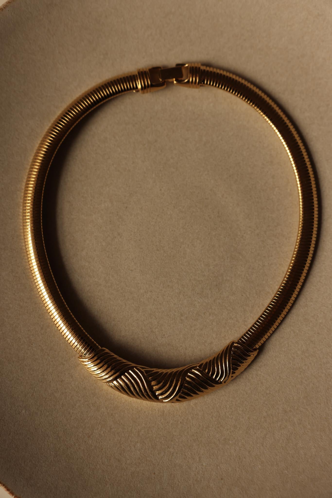Gold-Tone Omega Chain Necklace|Vintage Baazaar 