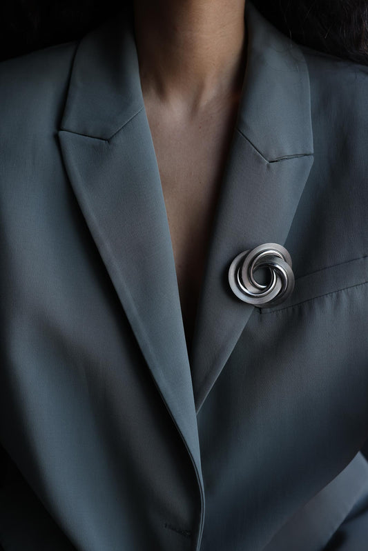 Silver-Tone Interlocking Knot Brooch|Vintage Baazaar 