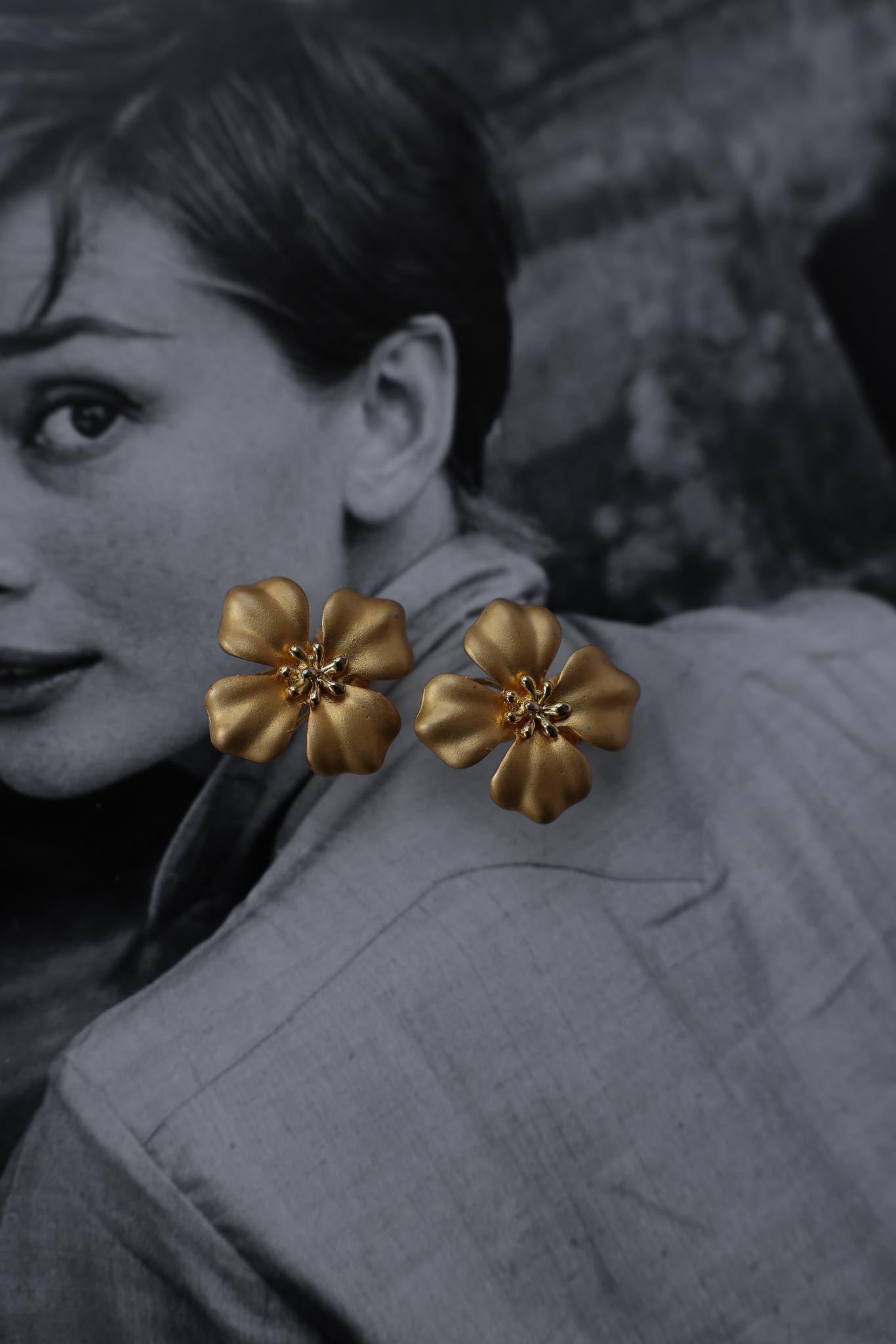 Golden Bloom Earrings|Vintage Baazaar 