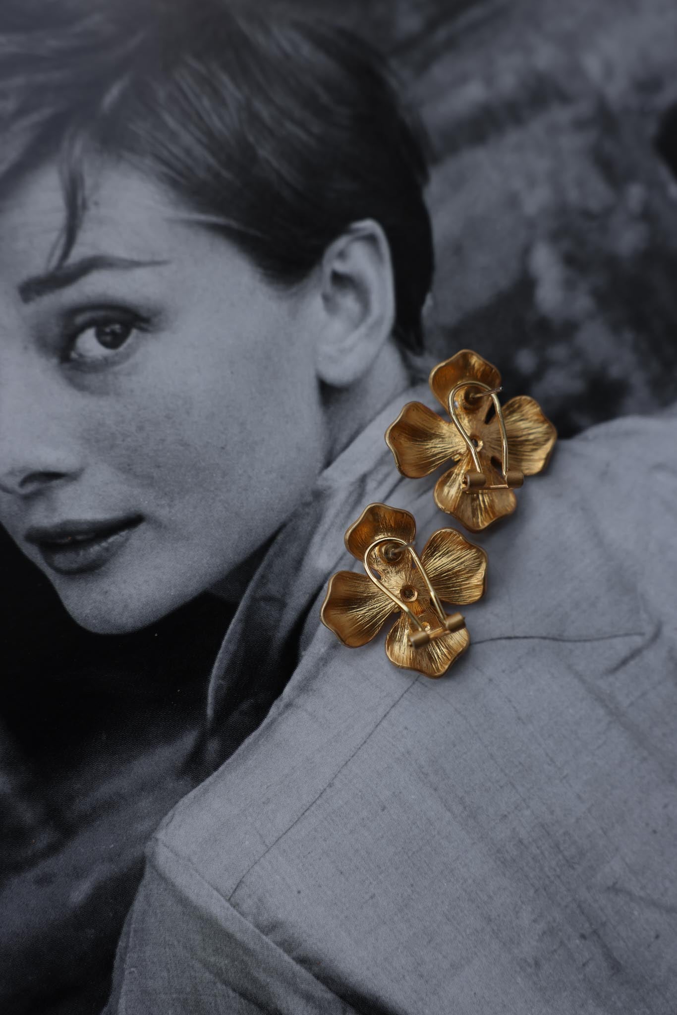 Golden Bloom Earrings|Vintage Baazaar 