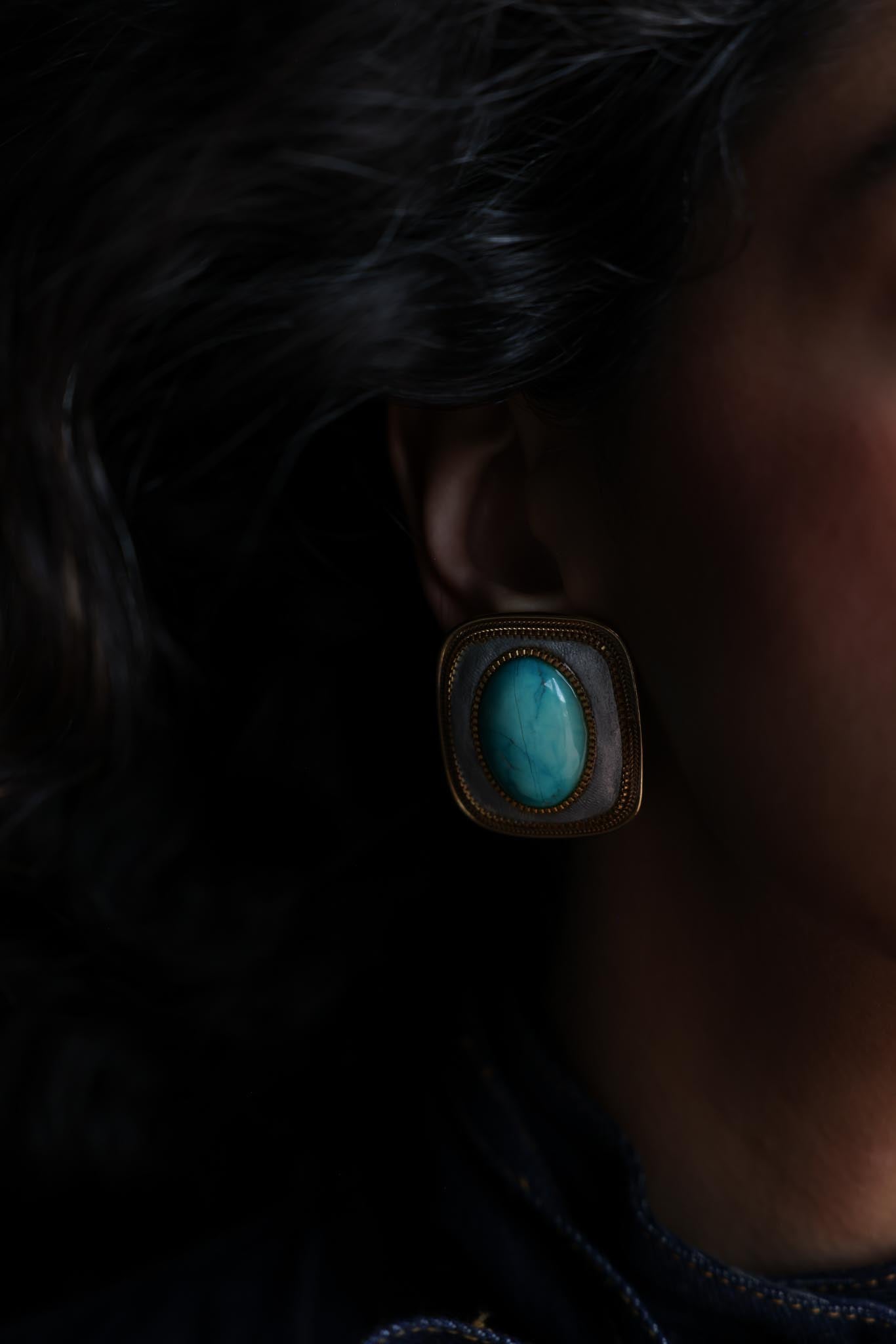 Turquoise-Toned Jadeite Clip-On Earrings|Vintage Baazaar 