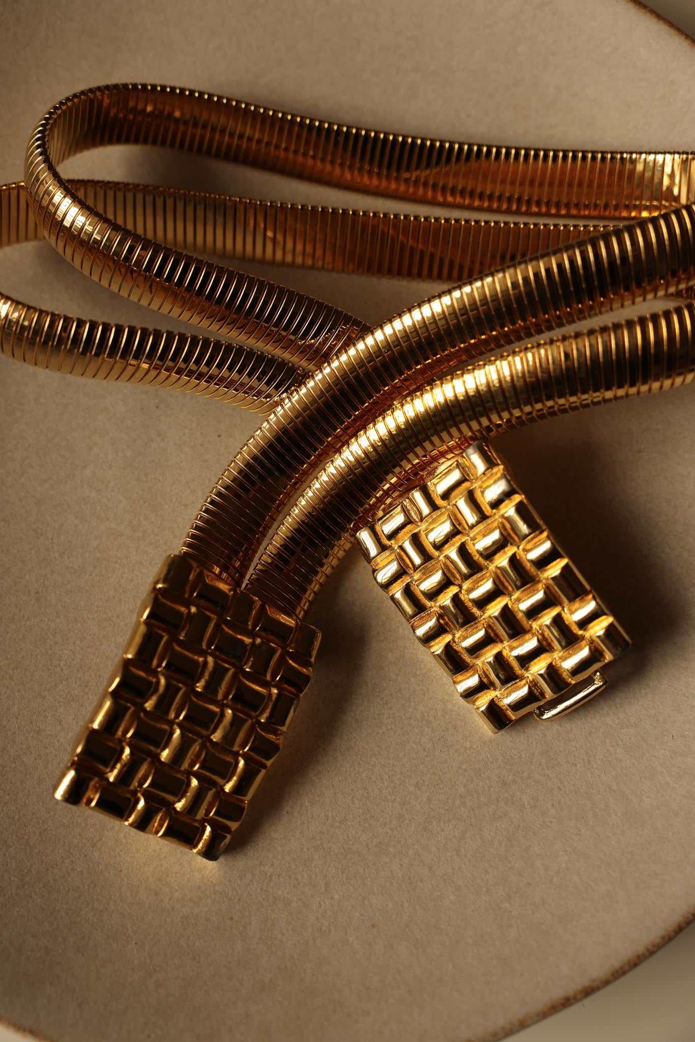 Gold-Tone Woven Buckle Belt|Vintage Baazaar 