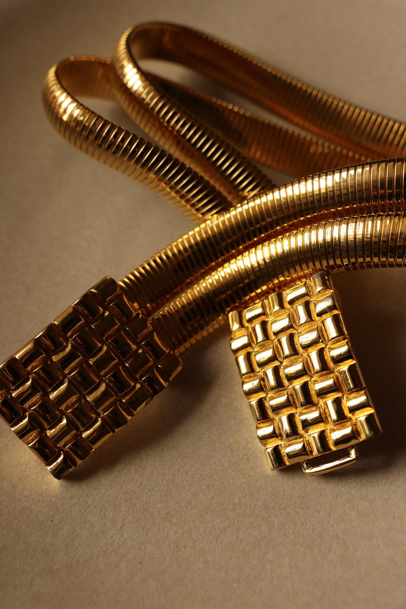 Gold-Tone Woven Buckle Belt|Vintage Baazaar 
