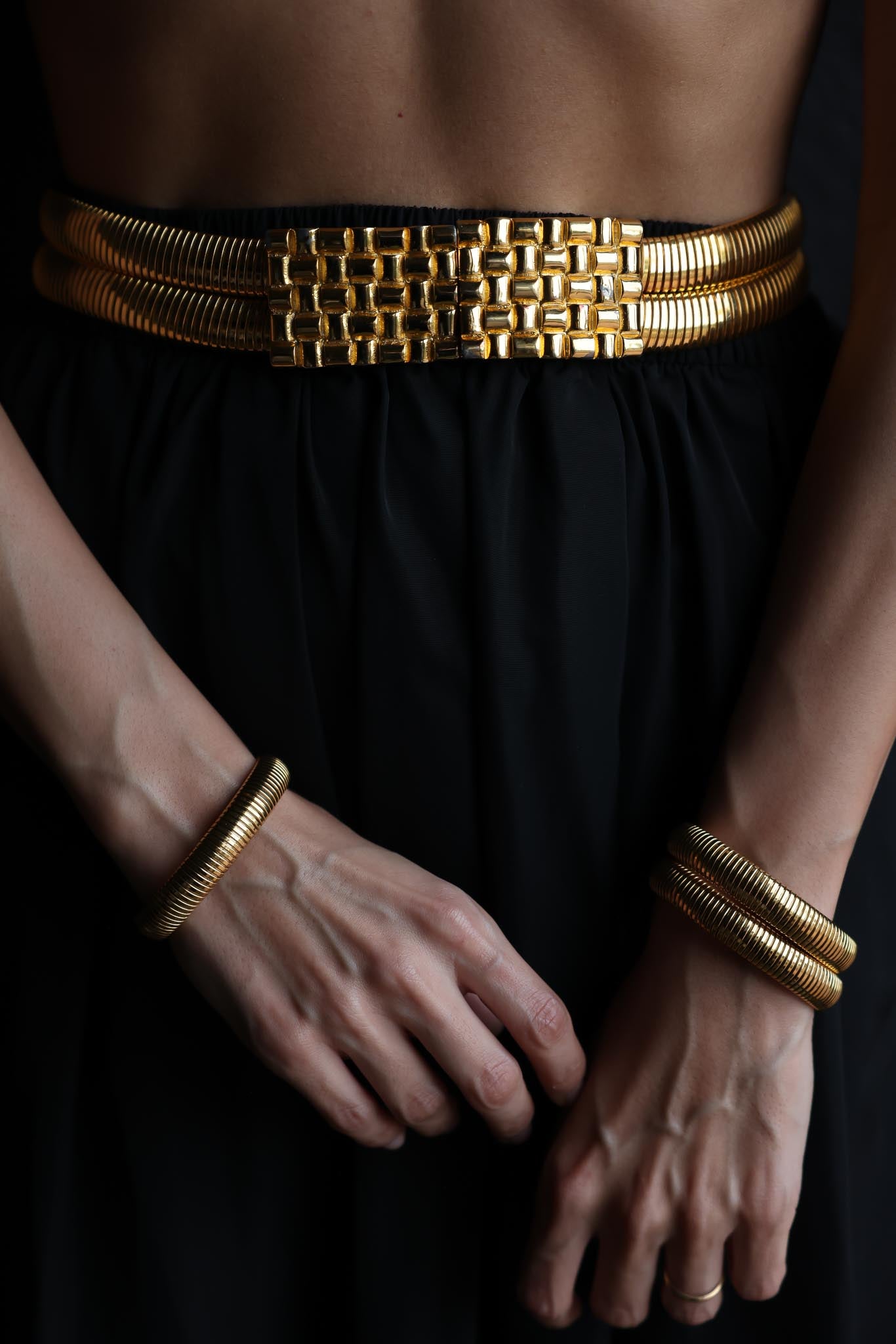 Gold-Tone Woven Buckle Belt|Vintage Baazaar 
