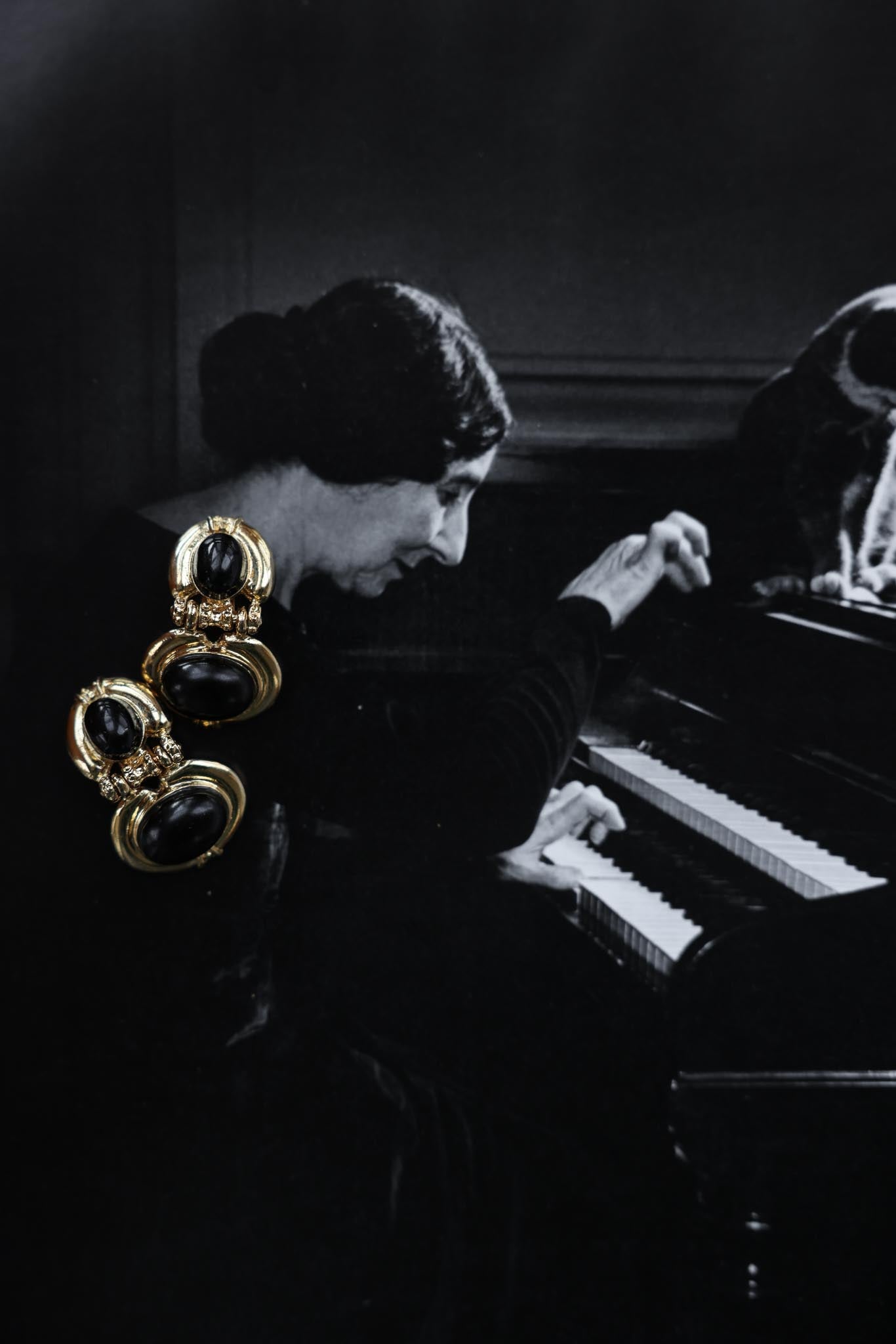 Midnight Noir Vintage Earrings|Vintage Baazaar 