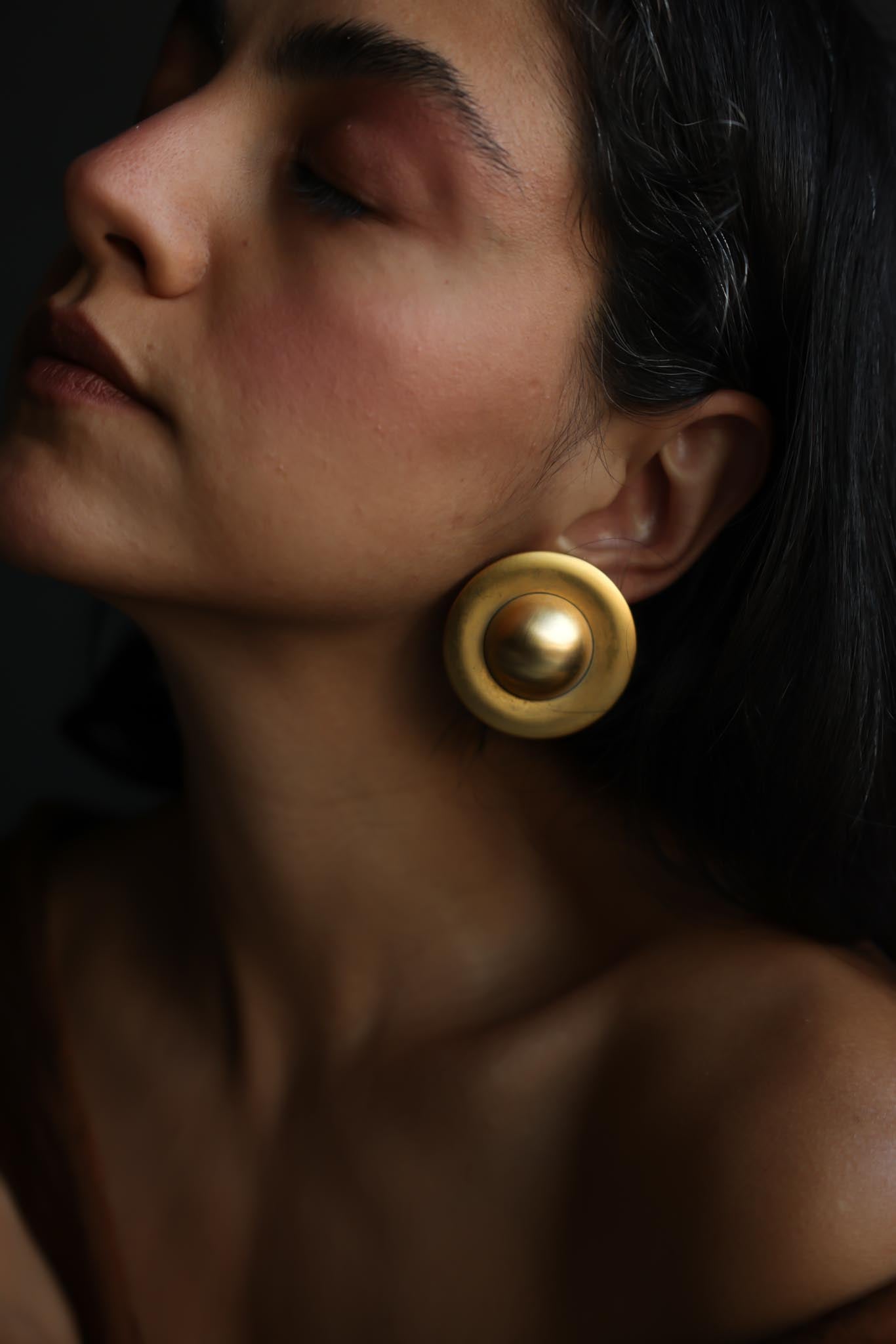 Oversized Matte Gold Round Dome Clip-On Earrings|Vintage Baazaar 