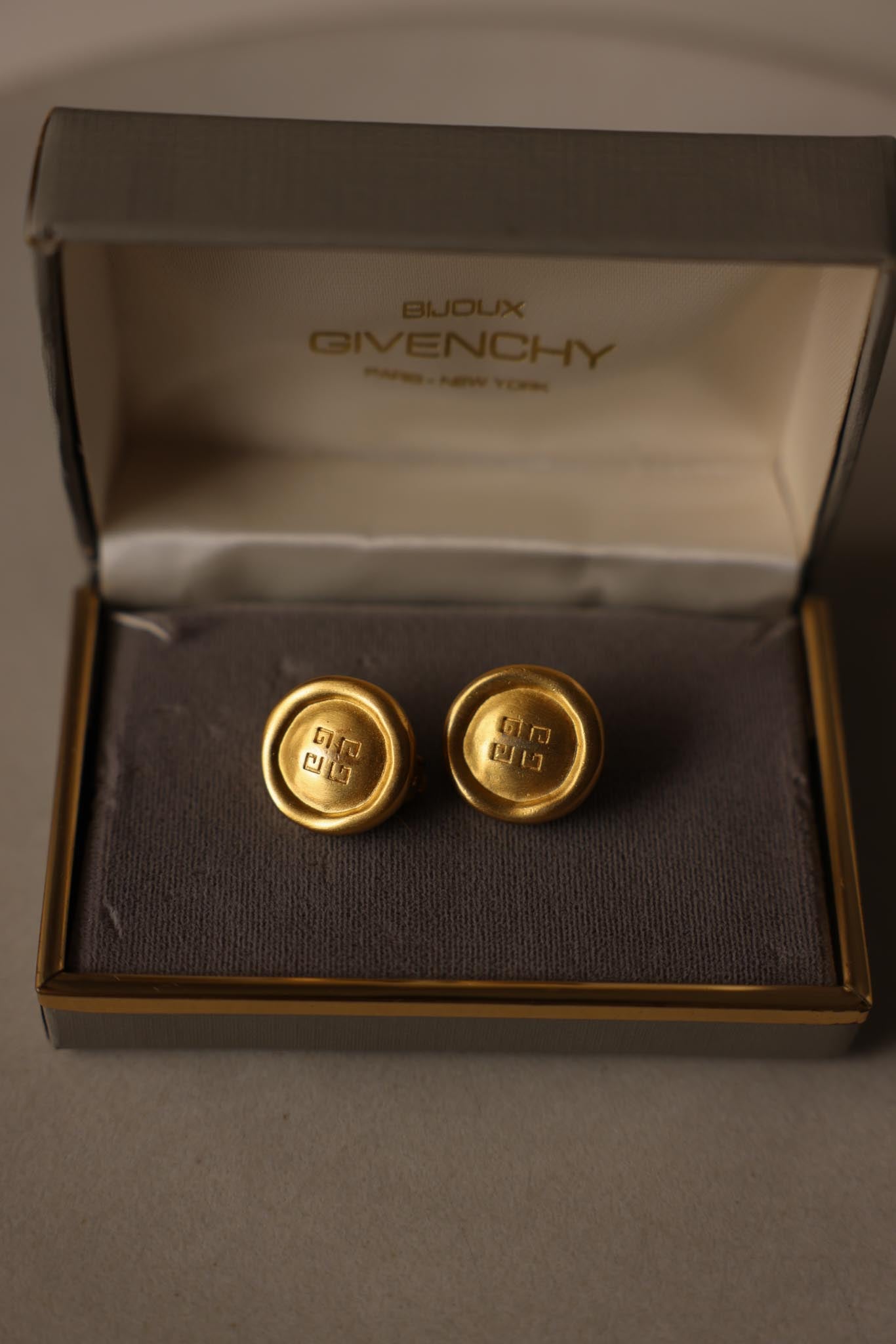 Givenchy Matte Gold Logo Clip-On Earrings – 1980s