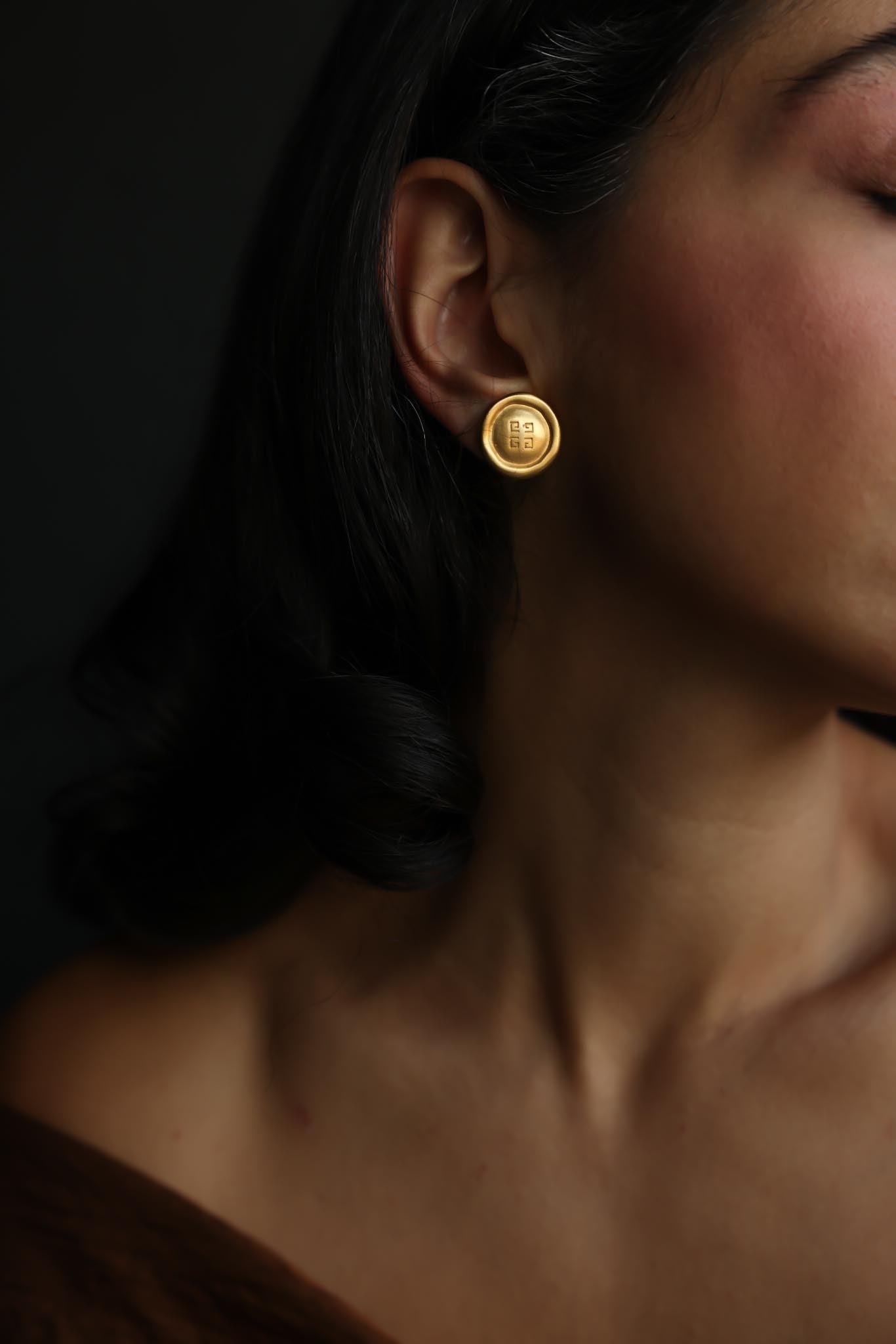 Givenchy Matte Gold Logo Clip-On Earrings – 1980s