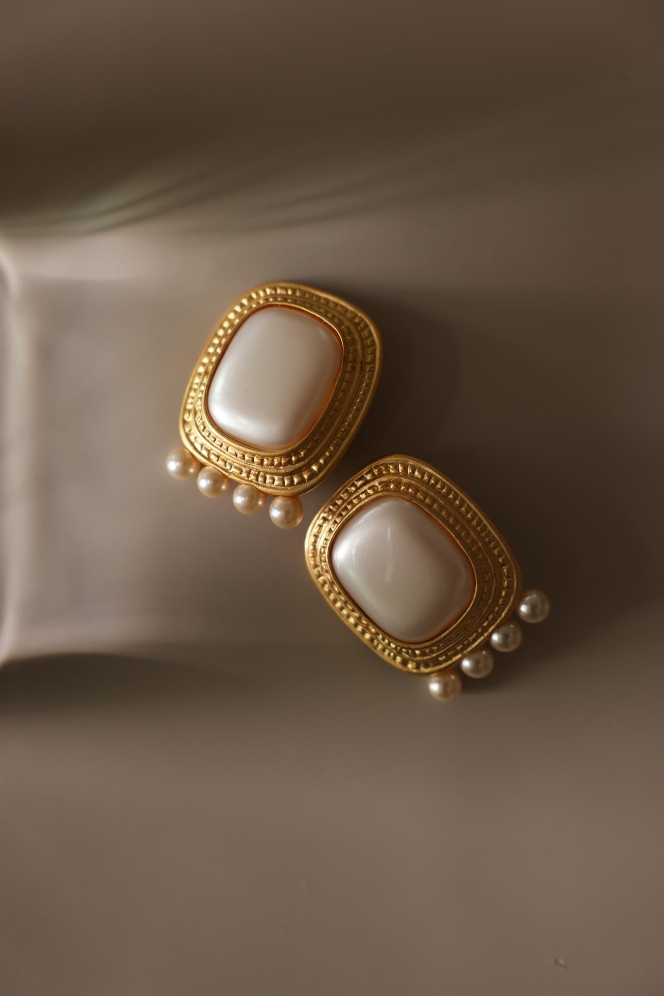 Gold-Tone Ivory Cabochon Rectangle Clip-On Earrings With Faux Pearl Fringe