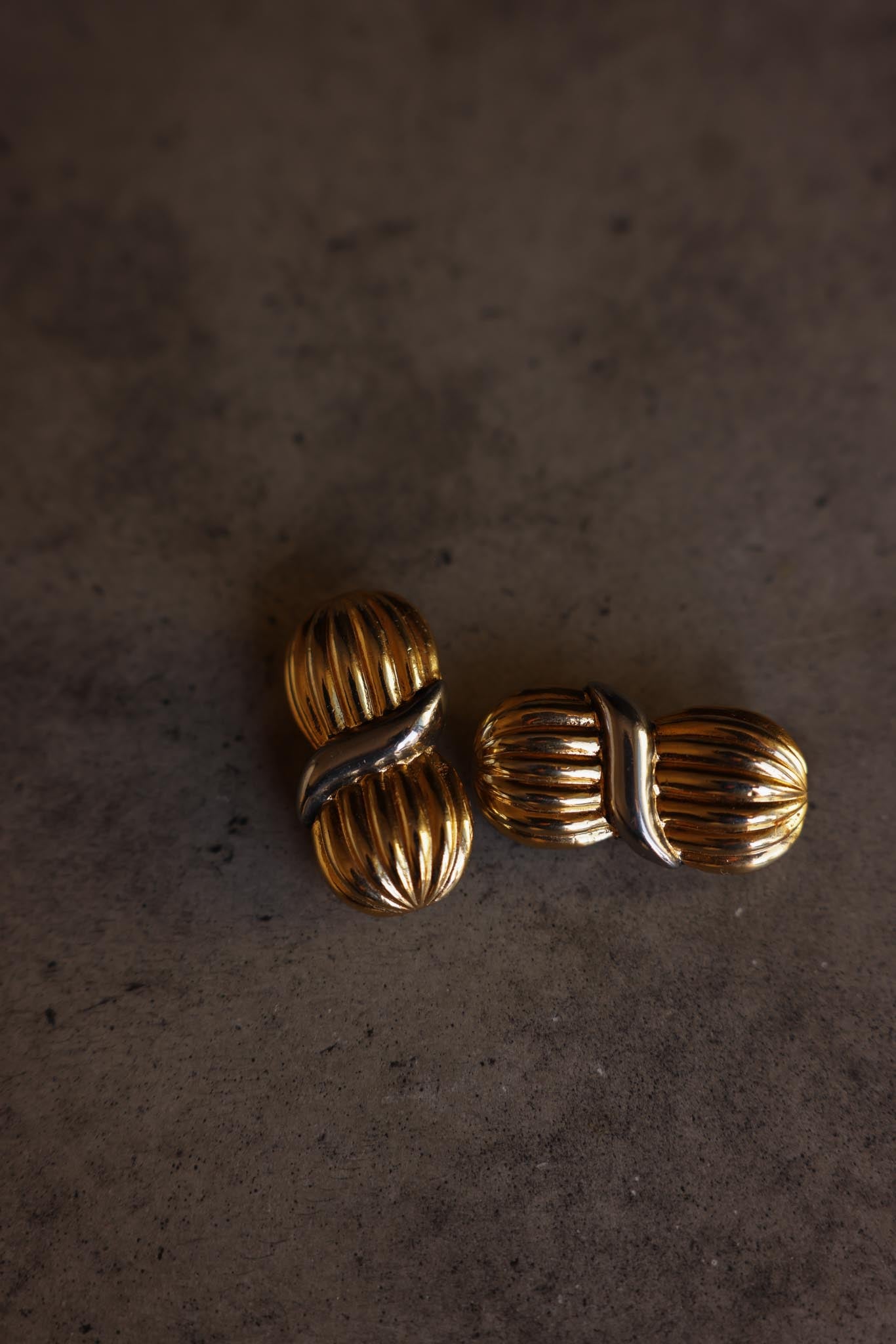 Two-Tone Ribbed Clip-On Earrings
