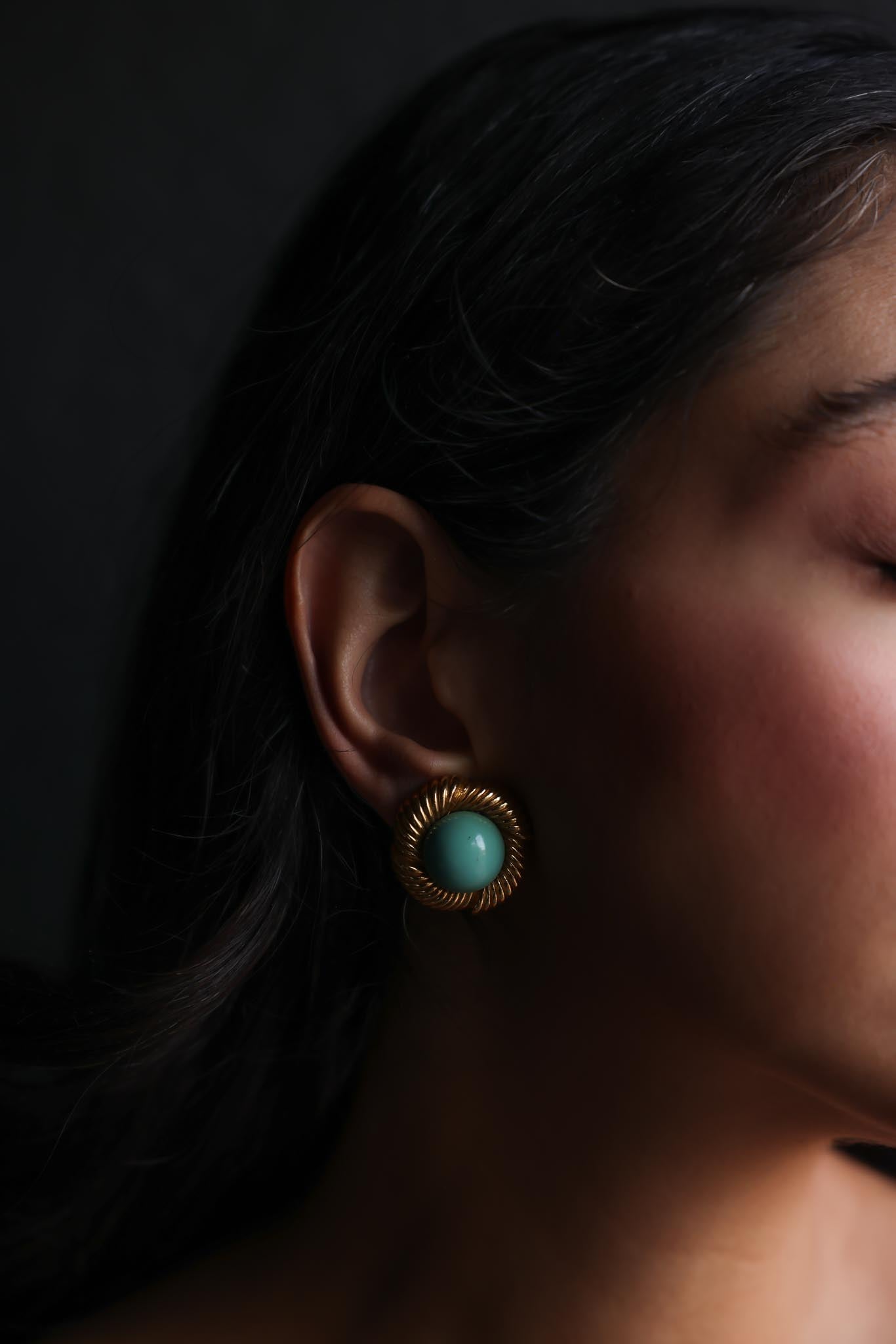 Ciner Gold-Tone Clip-On Earrings with Turquoise Cabochons – 1980s|Vintage Baazaar 