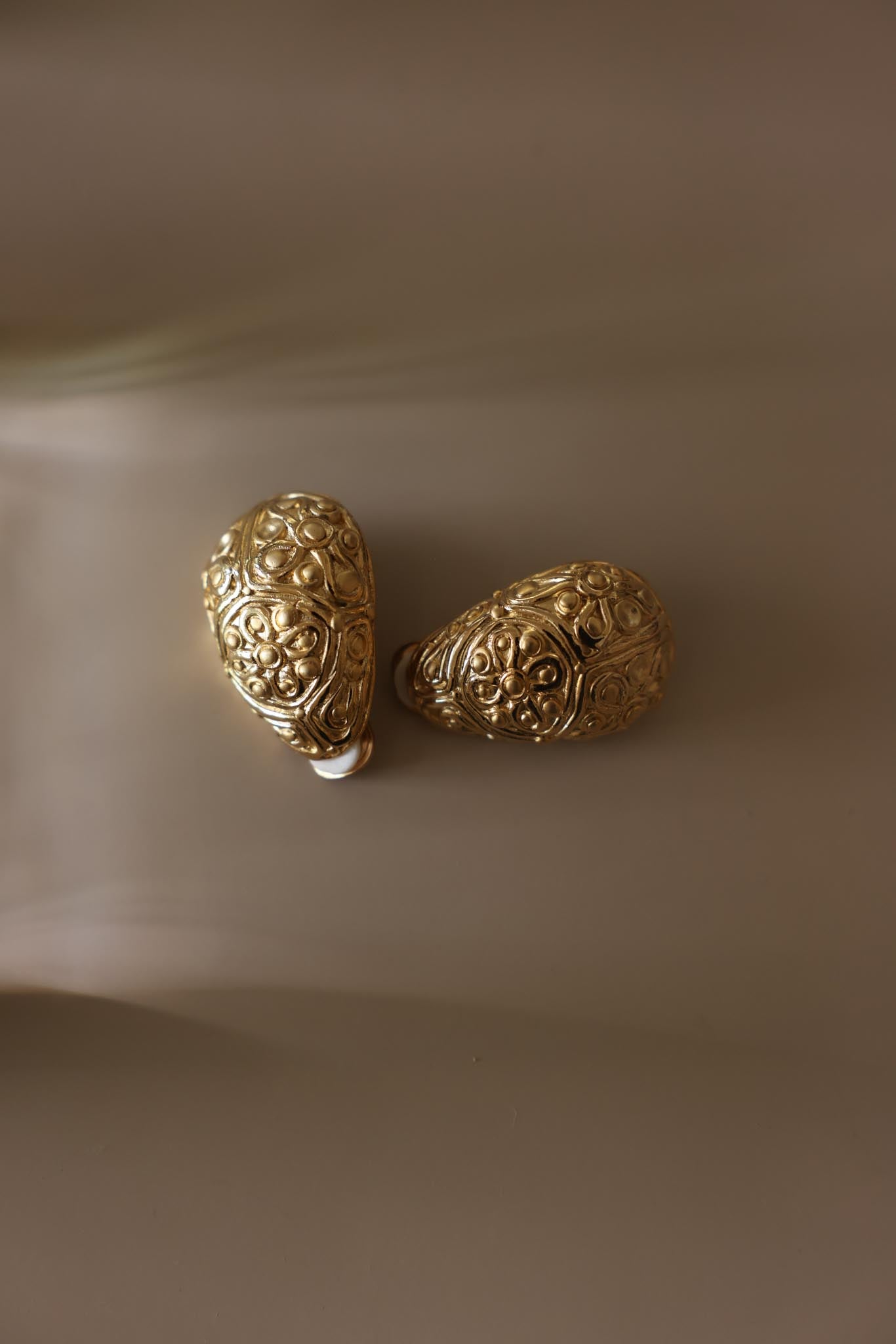 Gold Tone Filigree Dome Clip-On Earrings|Vintage Baazaar 