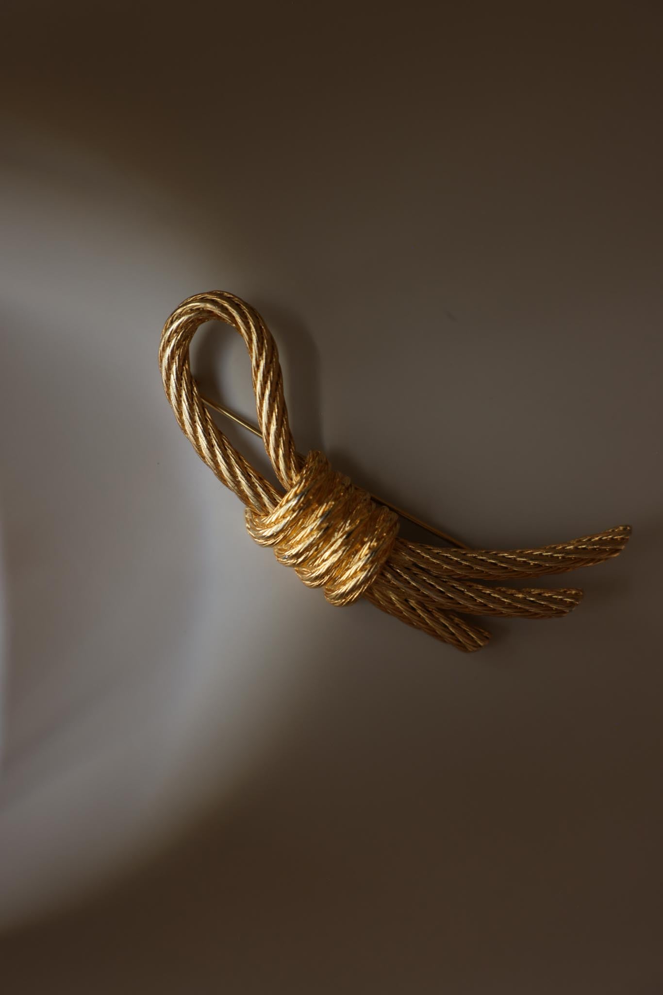 Gold-Tone Rope Knot Brooch