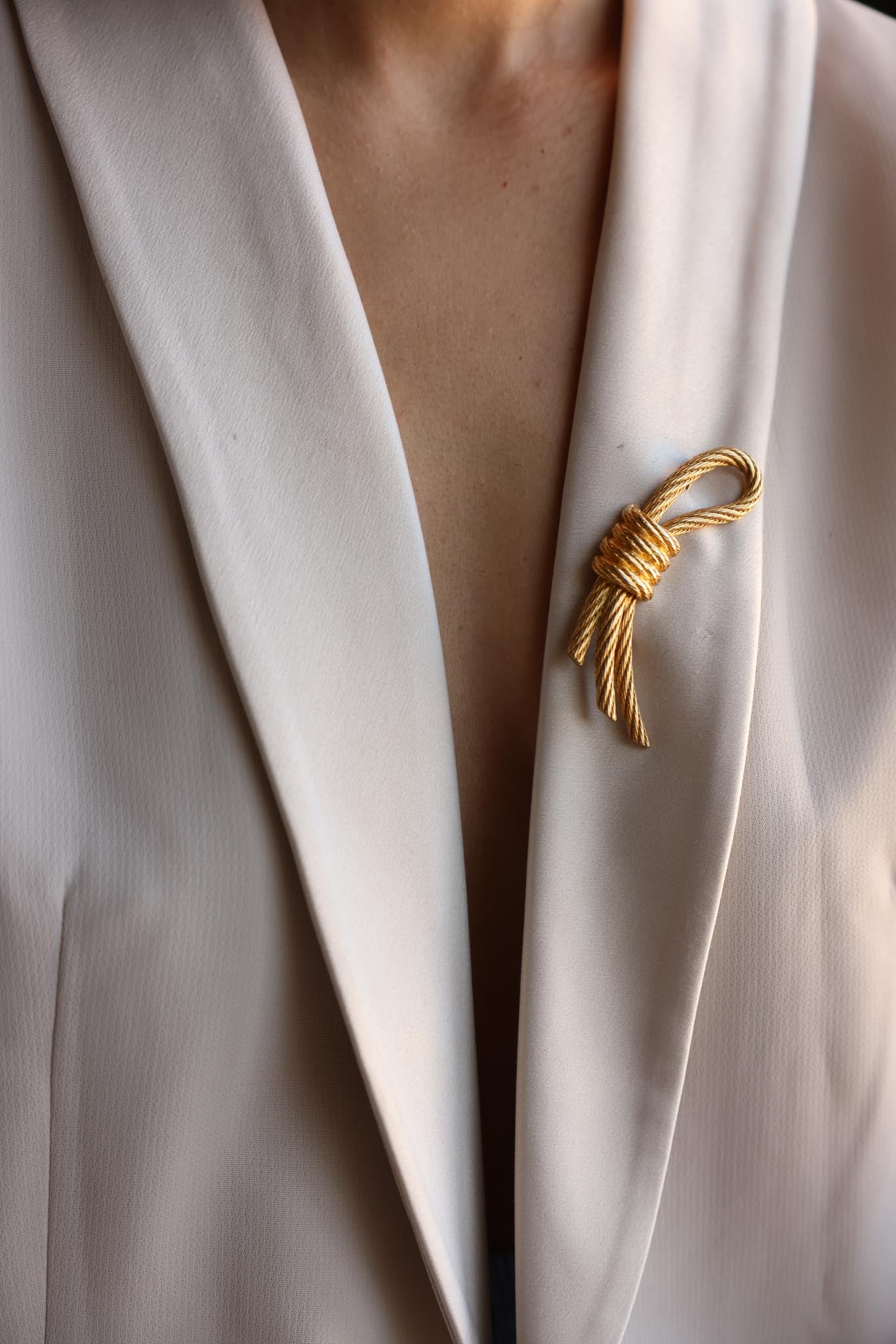 Gold-Tone Rope Knot Brooch