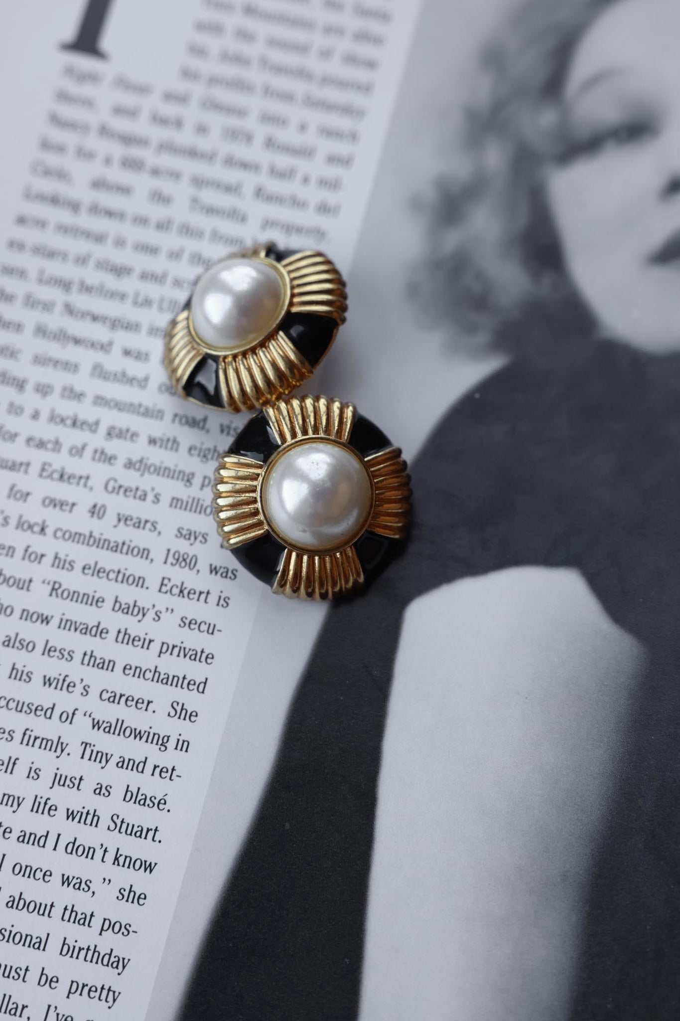 Pearl Radiance Earrings|Vintage Baazaar 