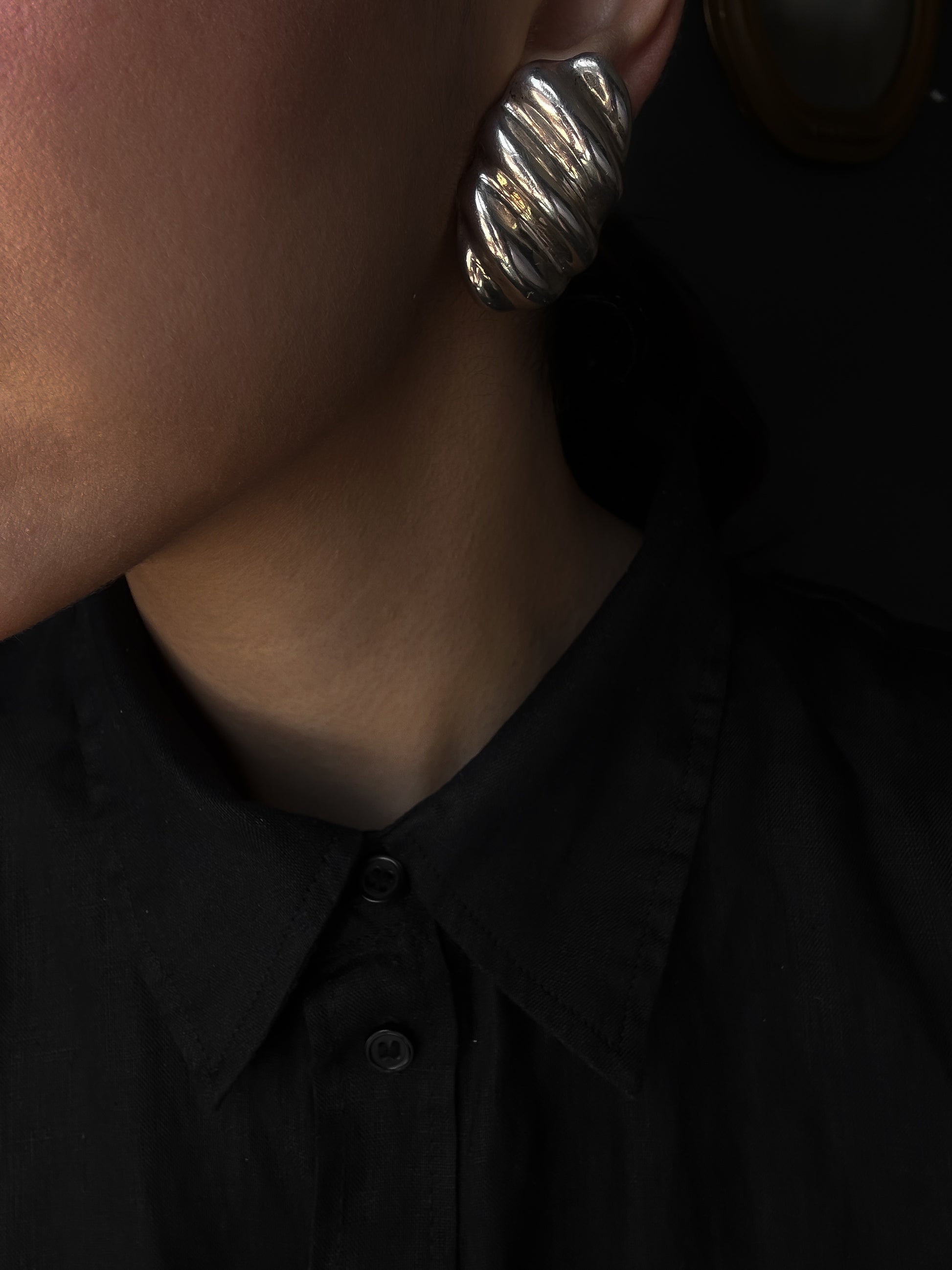 Silver Ridge Wave Earrings|Vintage Baazaar 