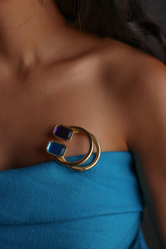 Gold-Tone Brooch with Purple and Blue Gems – 1980s