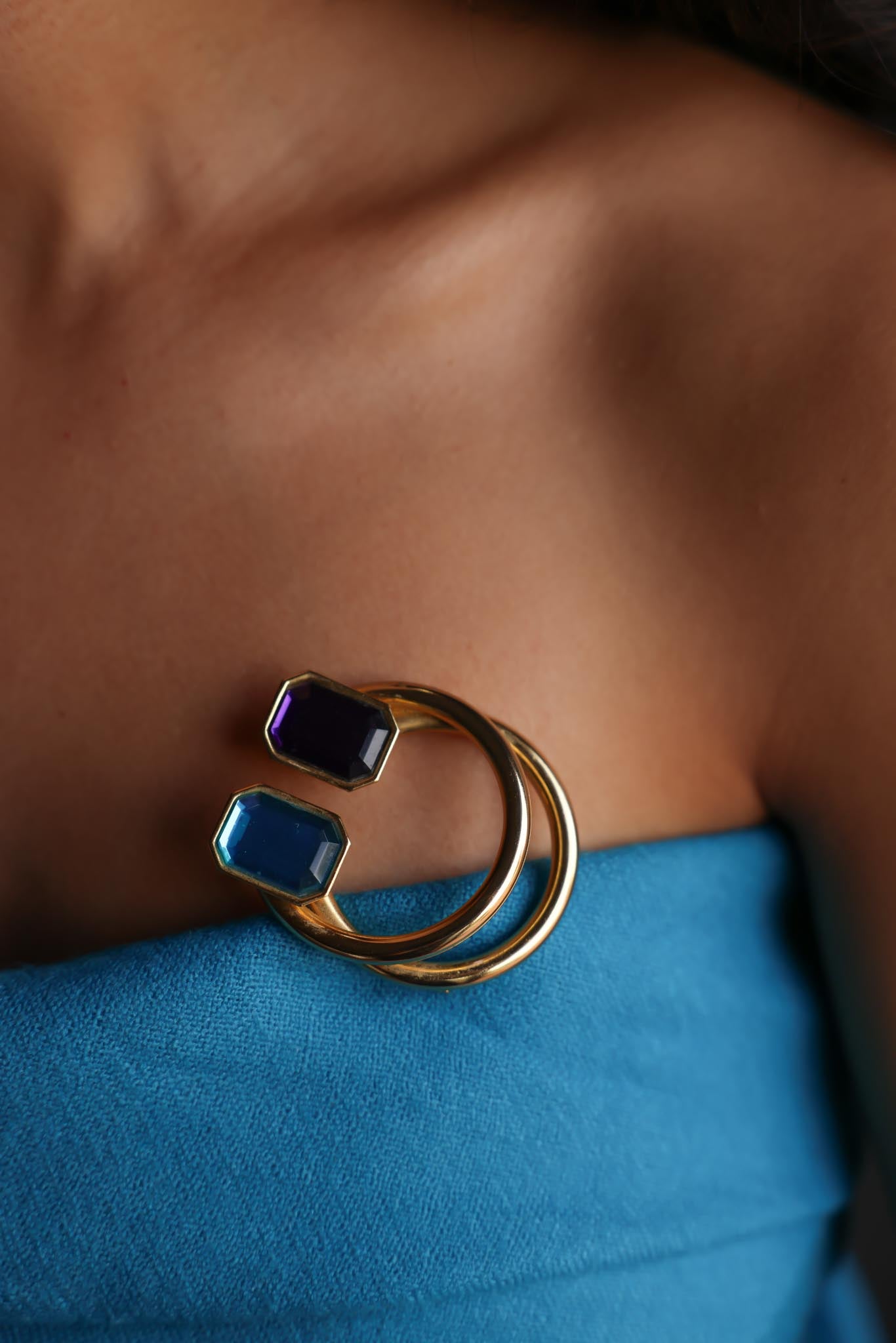 Gold-Tone Brooch with Purple and Blue Gems – 1980s