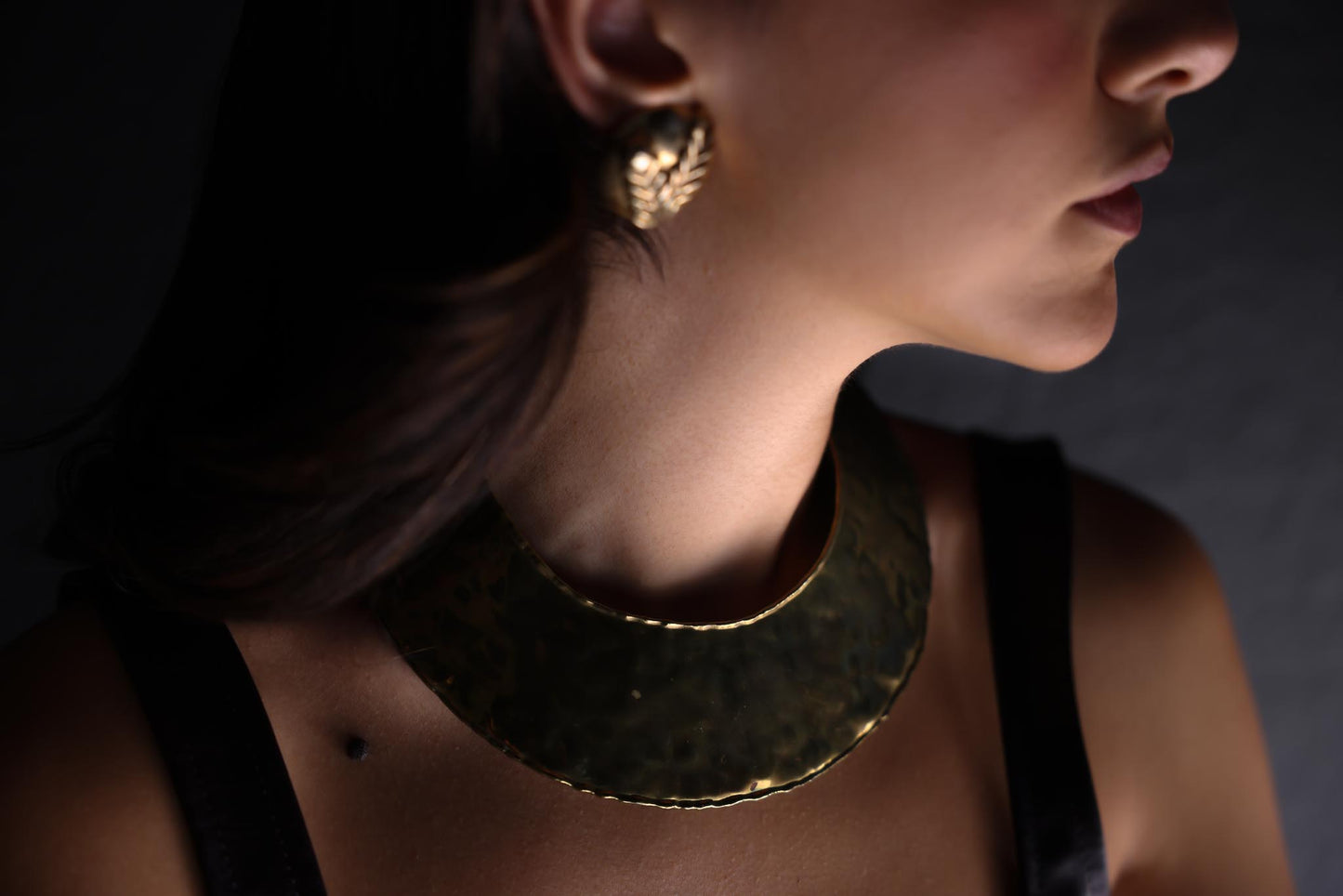 Hammered Brass Choker necklace|Vintage Baazaar 