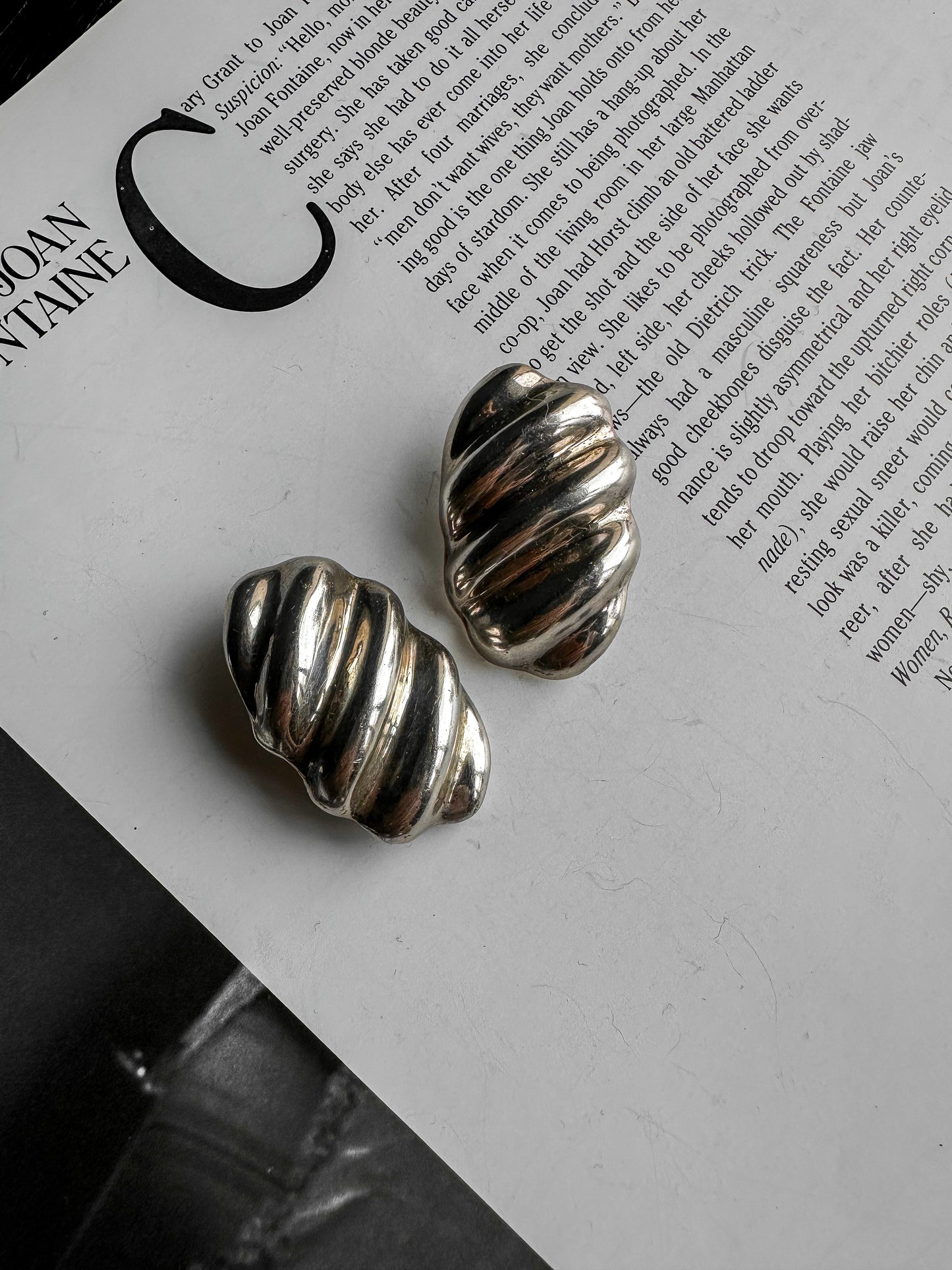 Silver Ridge Wave Earrings|Vintage Baazaar 