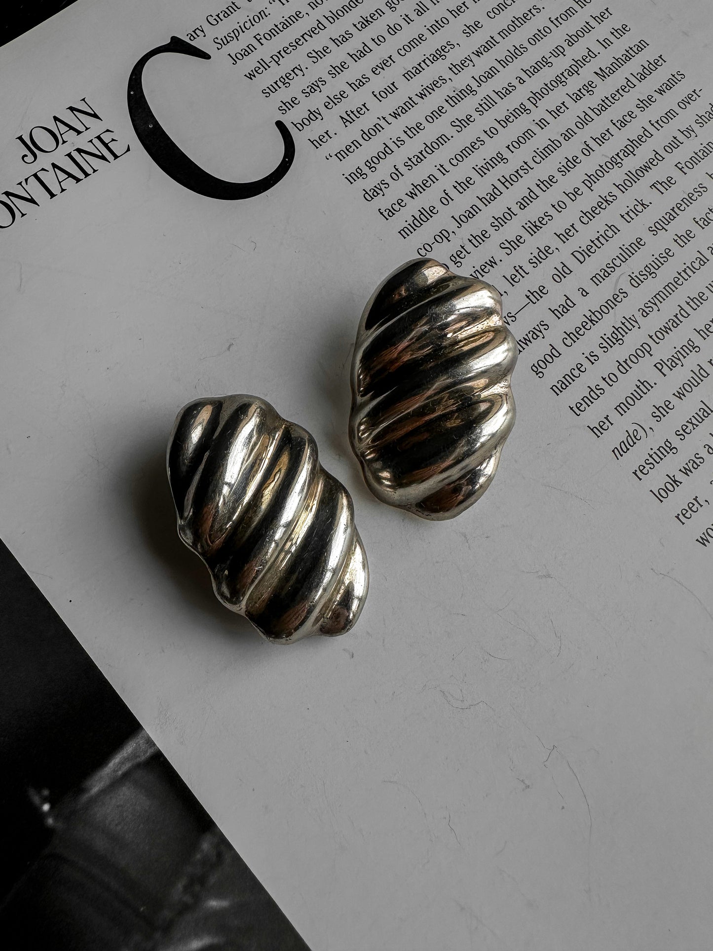 Silver Ridge Wave Earrings|Vintage Baazaar 
