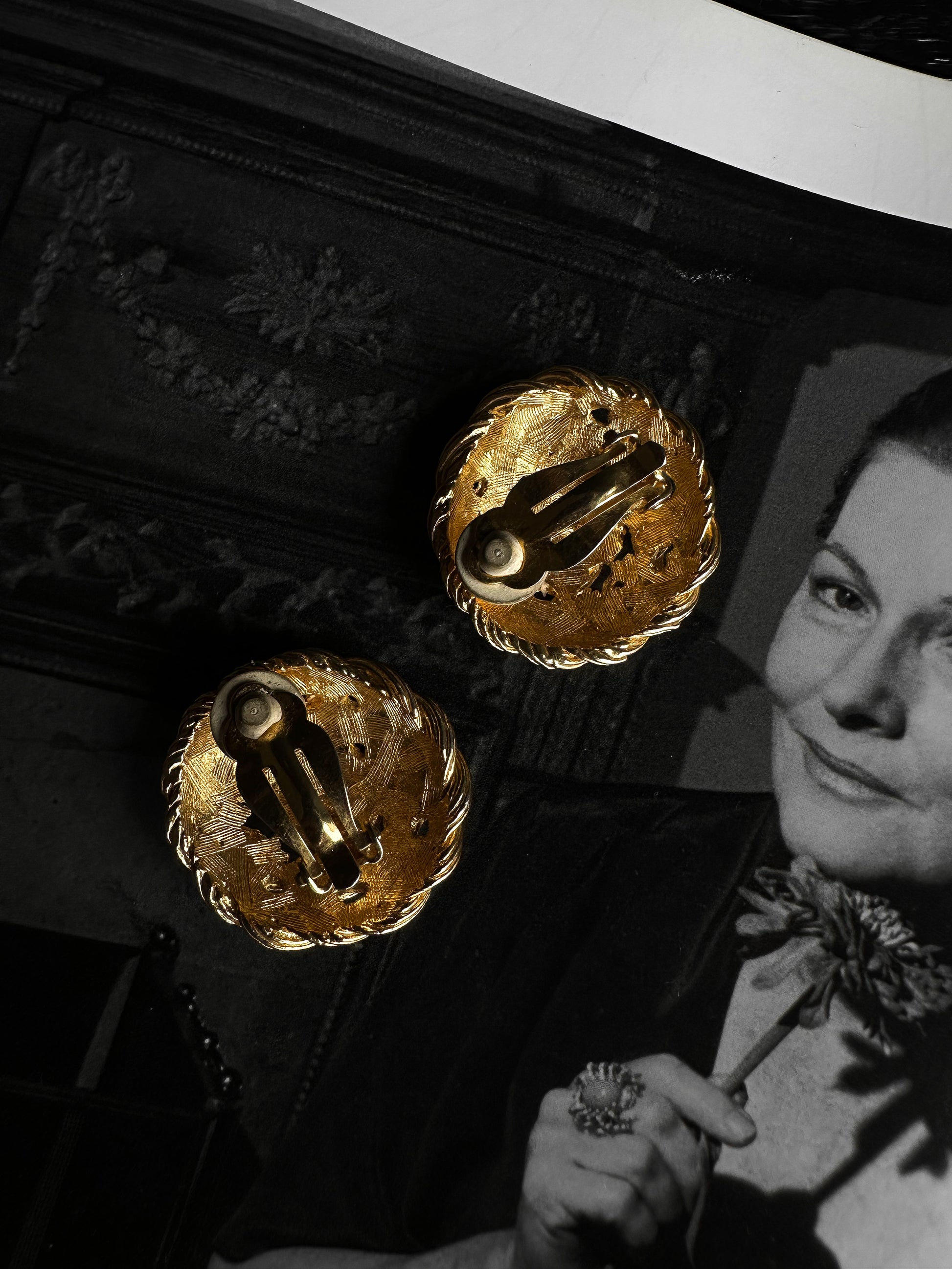 Golden Swirl Knot Earrings|Vintage Baazaar 