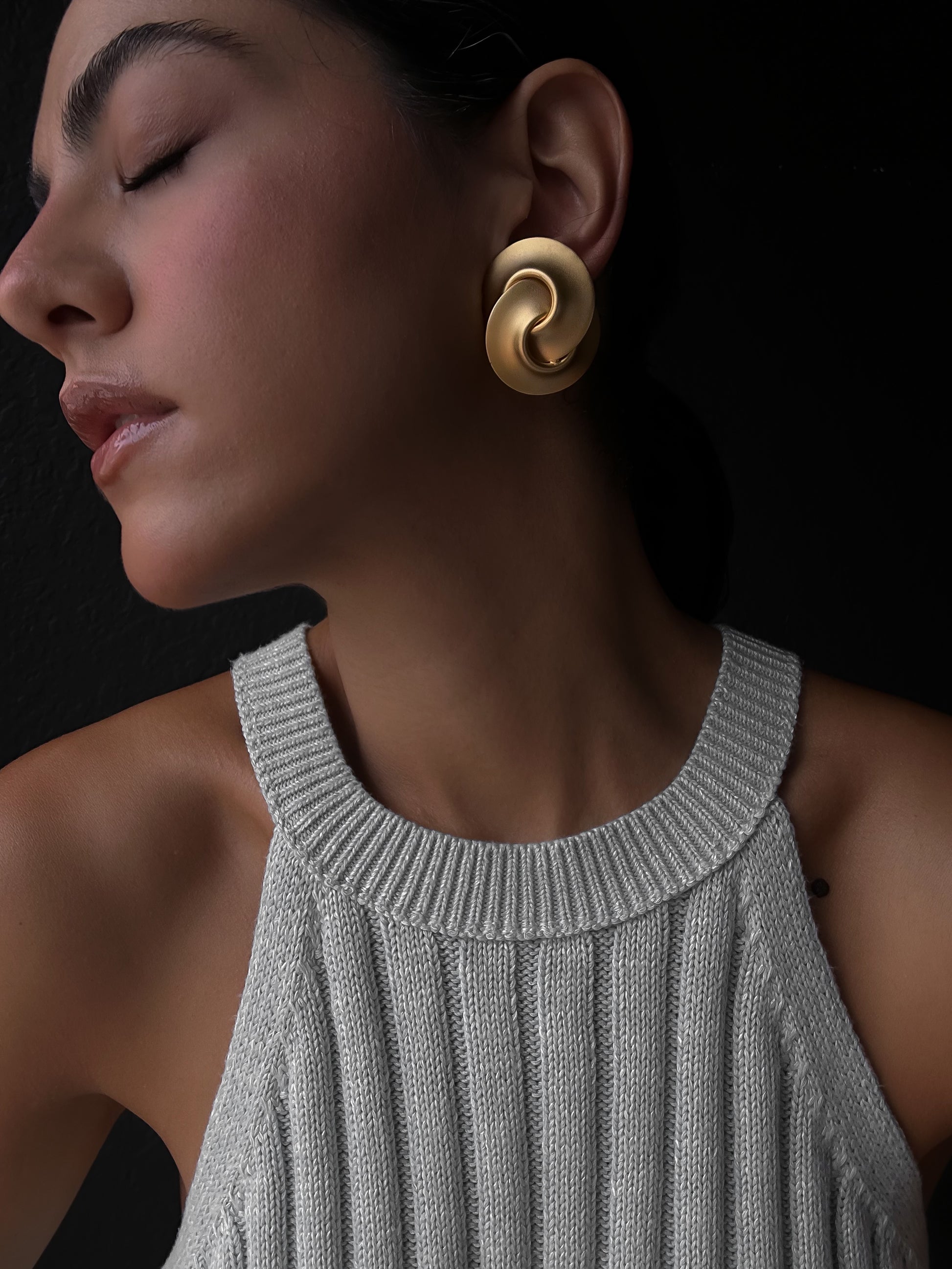 Golden Swirl Eclipse Earrings|Vintage Baazaar 