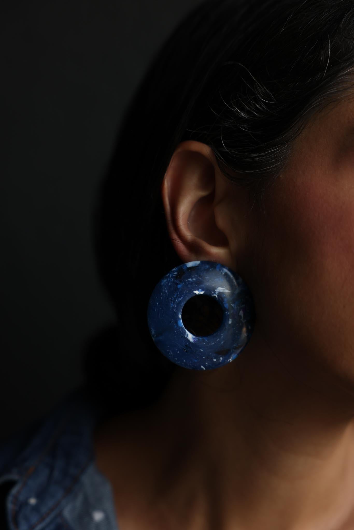 Blue Marbled Round Statement Clip-On Earrings|Vintage Baazaar 