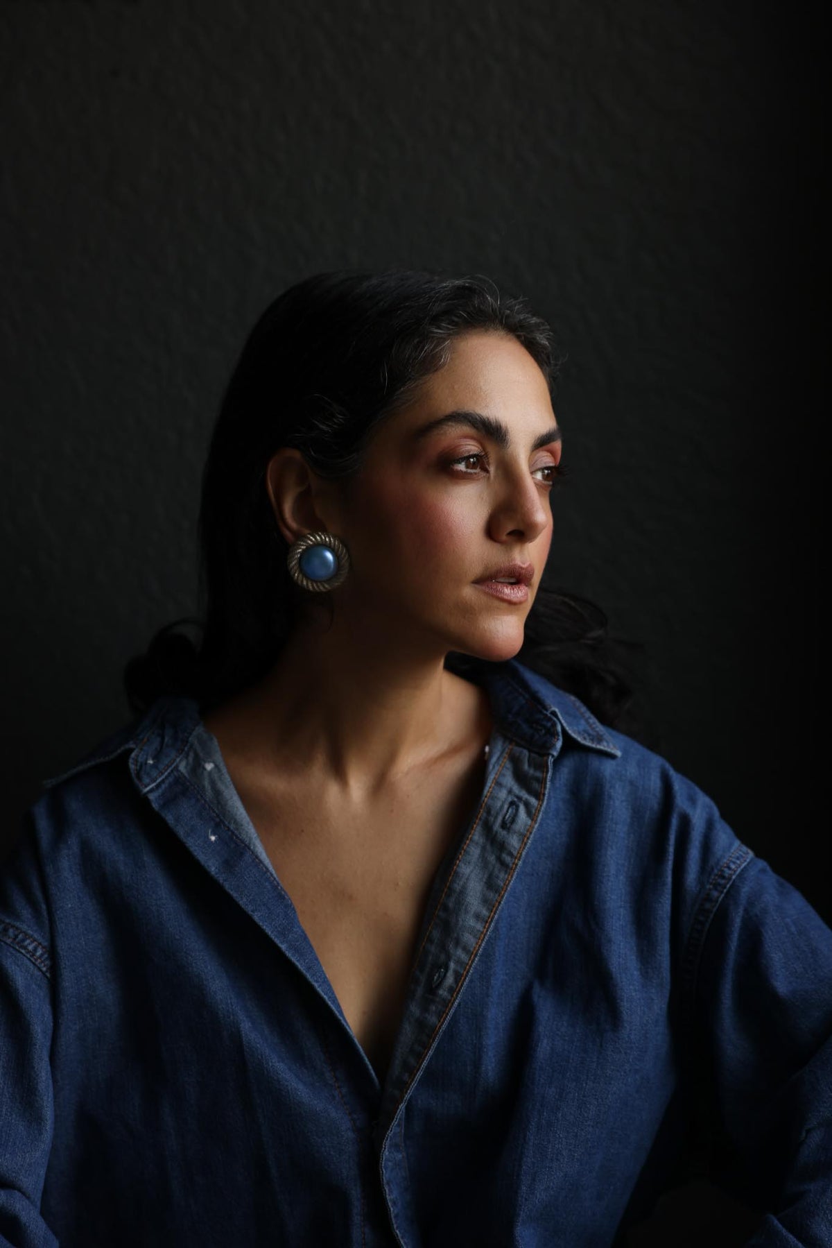 Silvertone Blue Cabochon Round Clip-On Earrings|Vintage Baazaar 