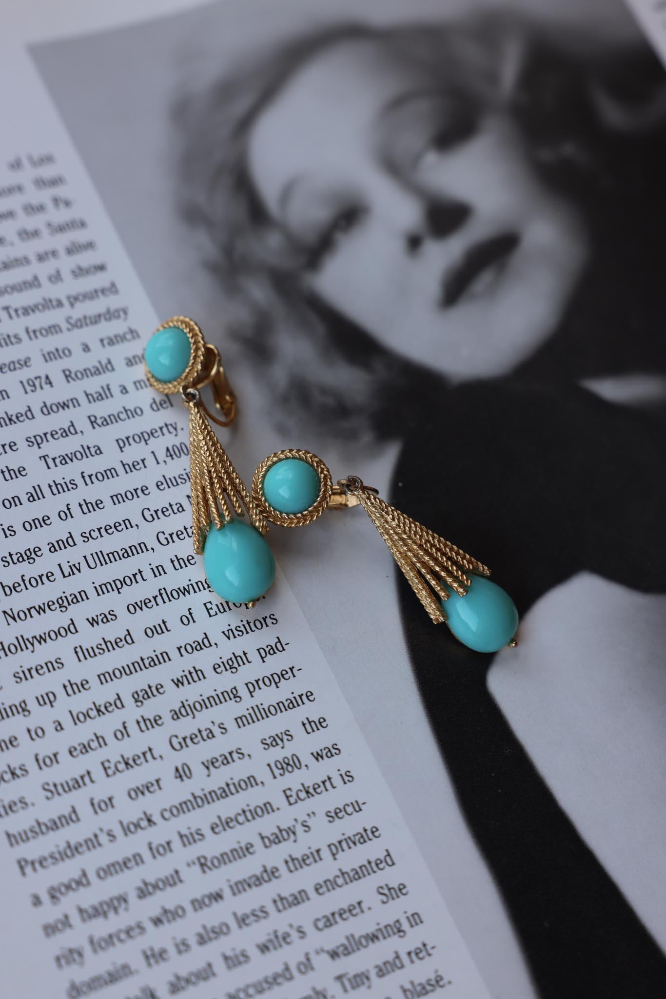 Avon Gold Tone Tear Drop Faux Turquoise Earrings|Vintage Baazaar 