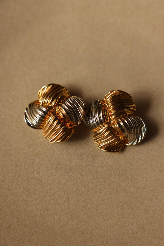 Two-Tone Ribbed Clip-On Earrings - 1980s|Vintage Baazaar 