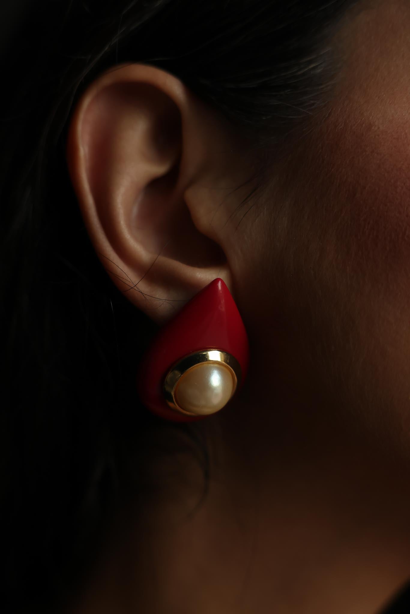Red Teardrop Pearl Pierced Earrings