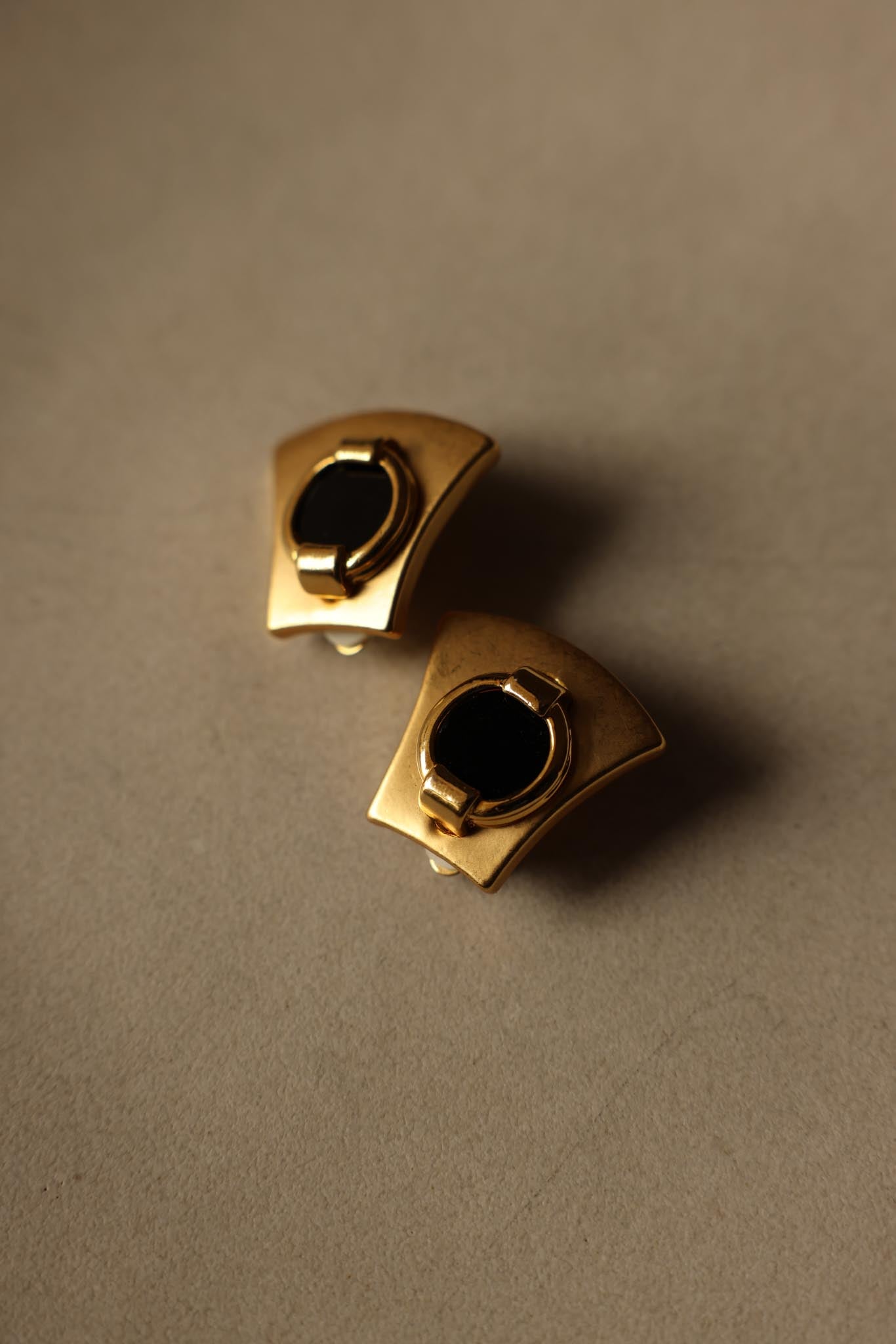 Matte Gold Clip-On Earrings with Black Accents, 1980s|Vintage Baazaar 