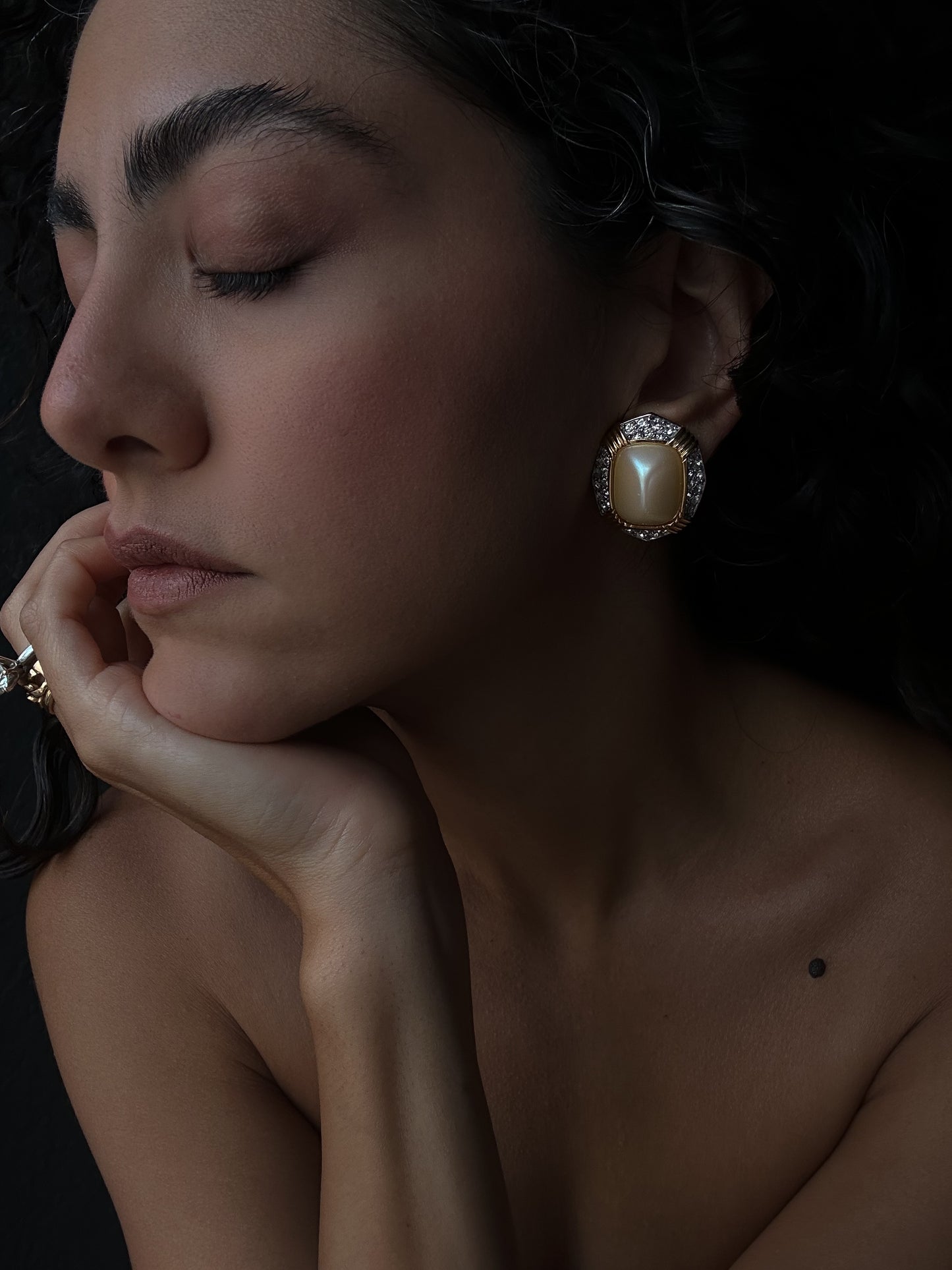 Pearl Elegance Richelieu Earrings|Vintage Baazaar 