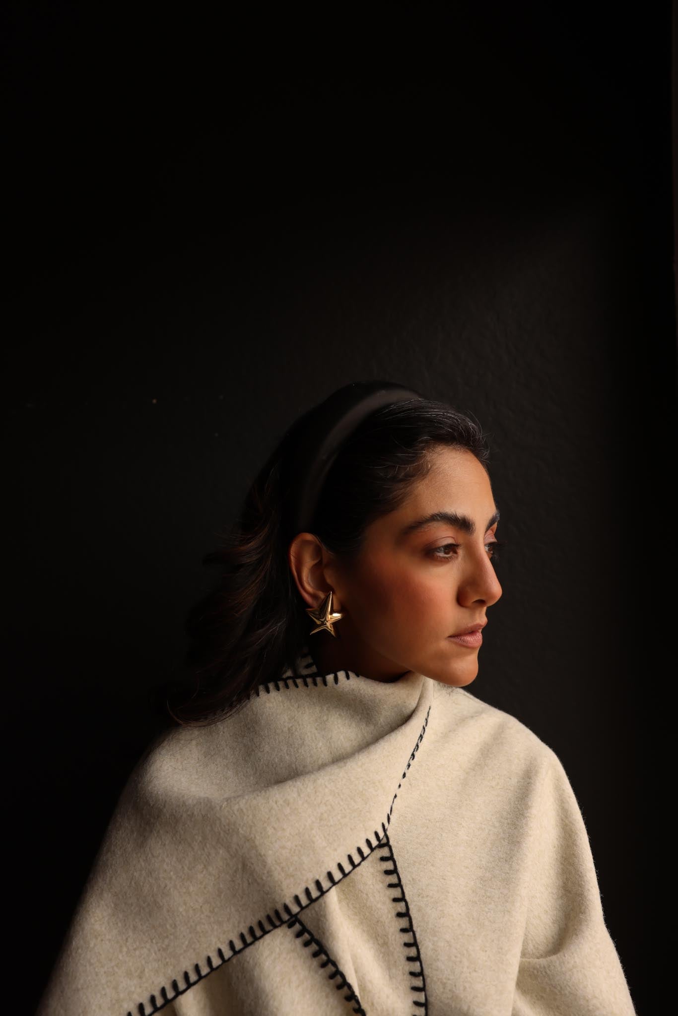 Gold-Toned Star Earrings|Vintage Baazaar 