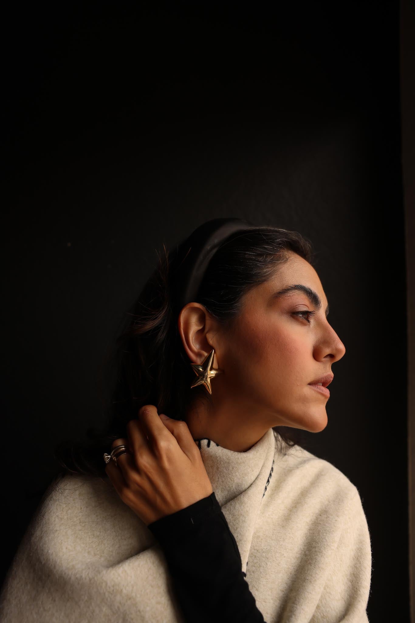 Gold-Toned Star Earrings|Vintage Baazaar 