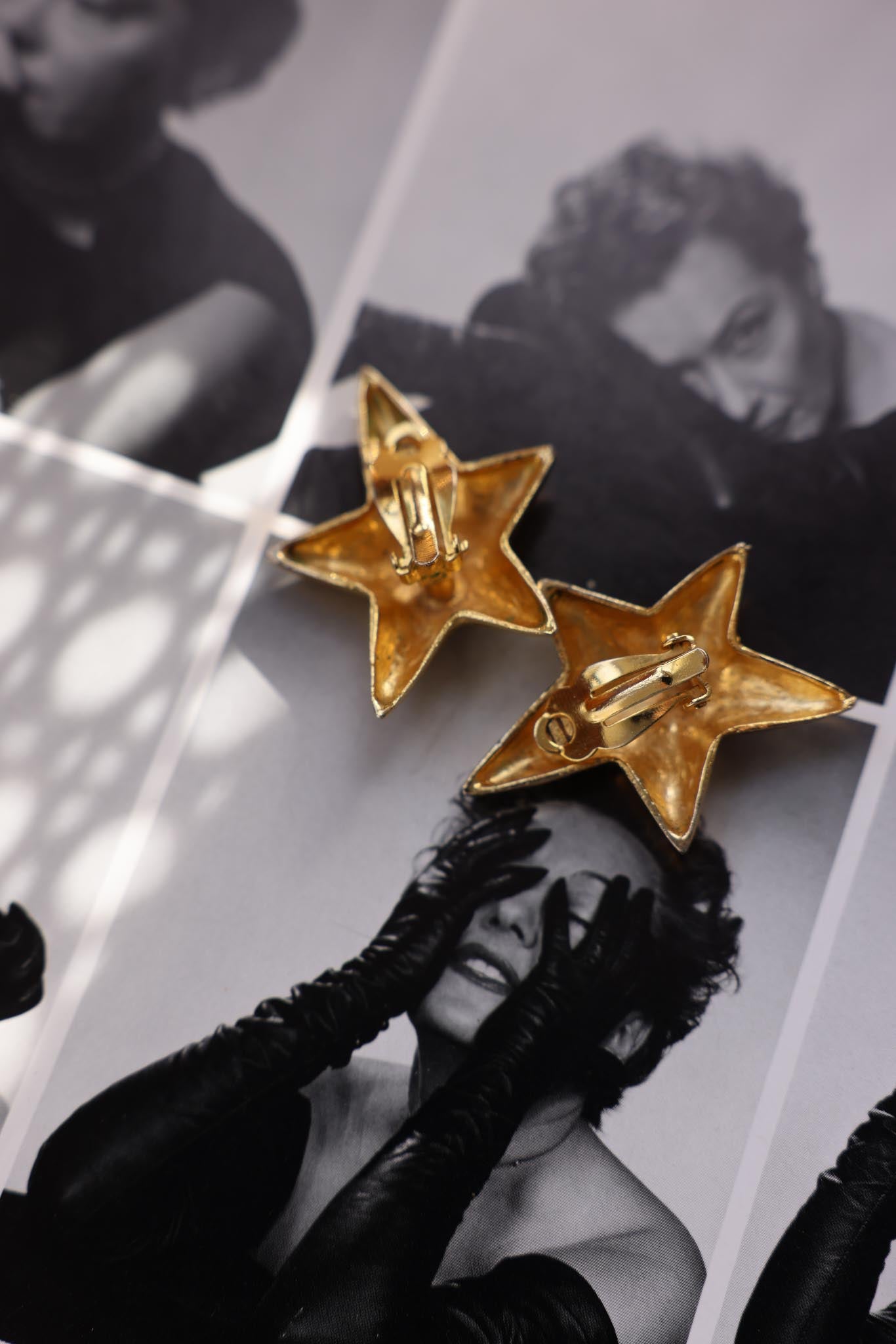 Gold-Toned Star Earrings|Vintage Baazaar 