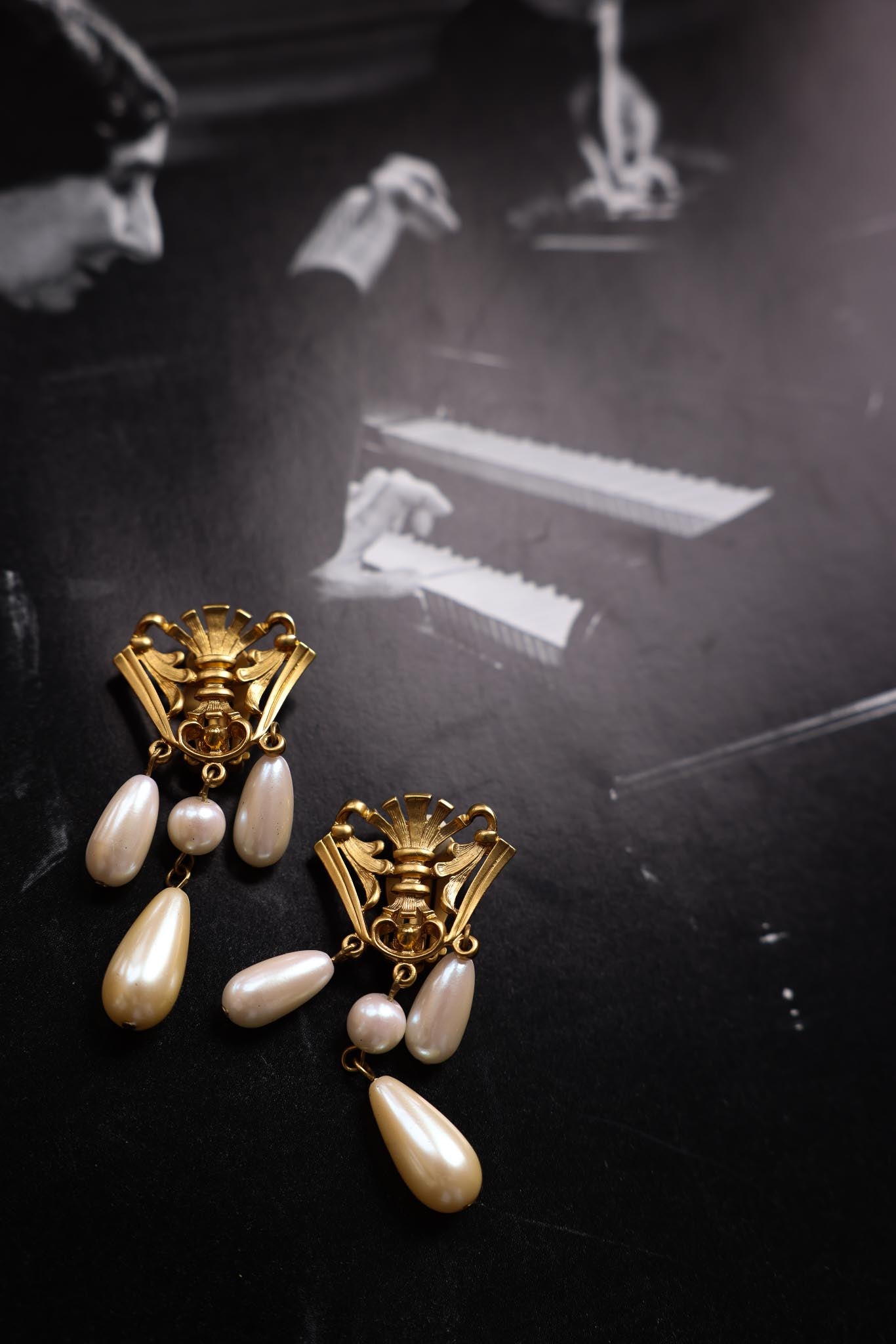 Avon Pearl Drop Earrings|Vintage Baazaar 