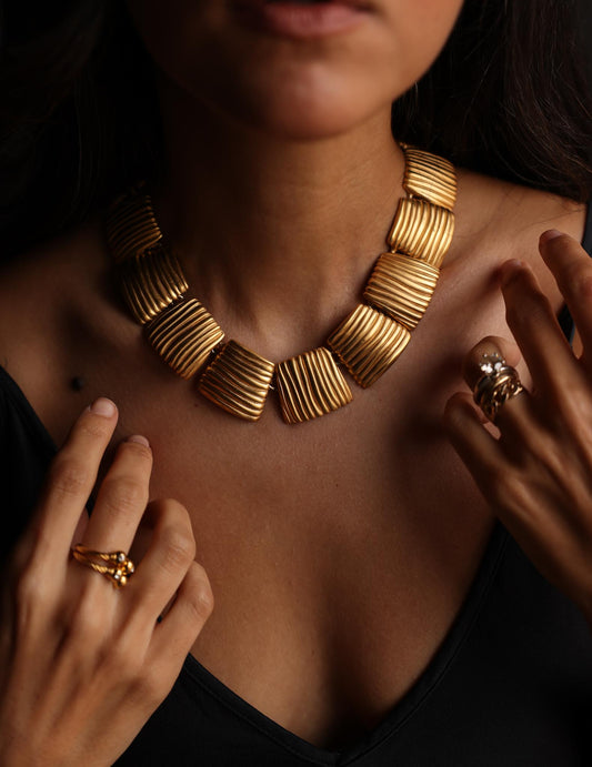 Matte Gold Ann Kleine Ribbed Collar Necklace|Vintage Baazaar 